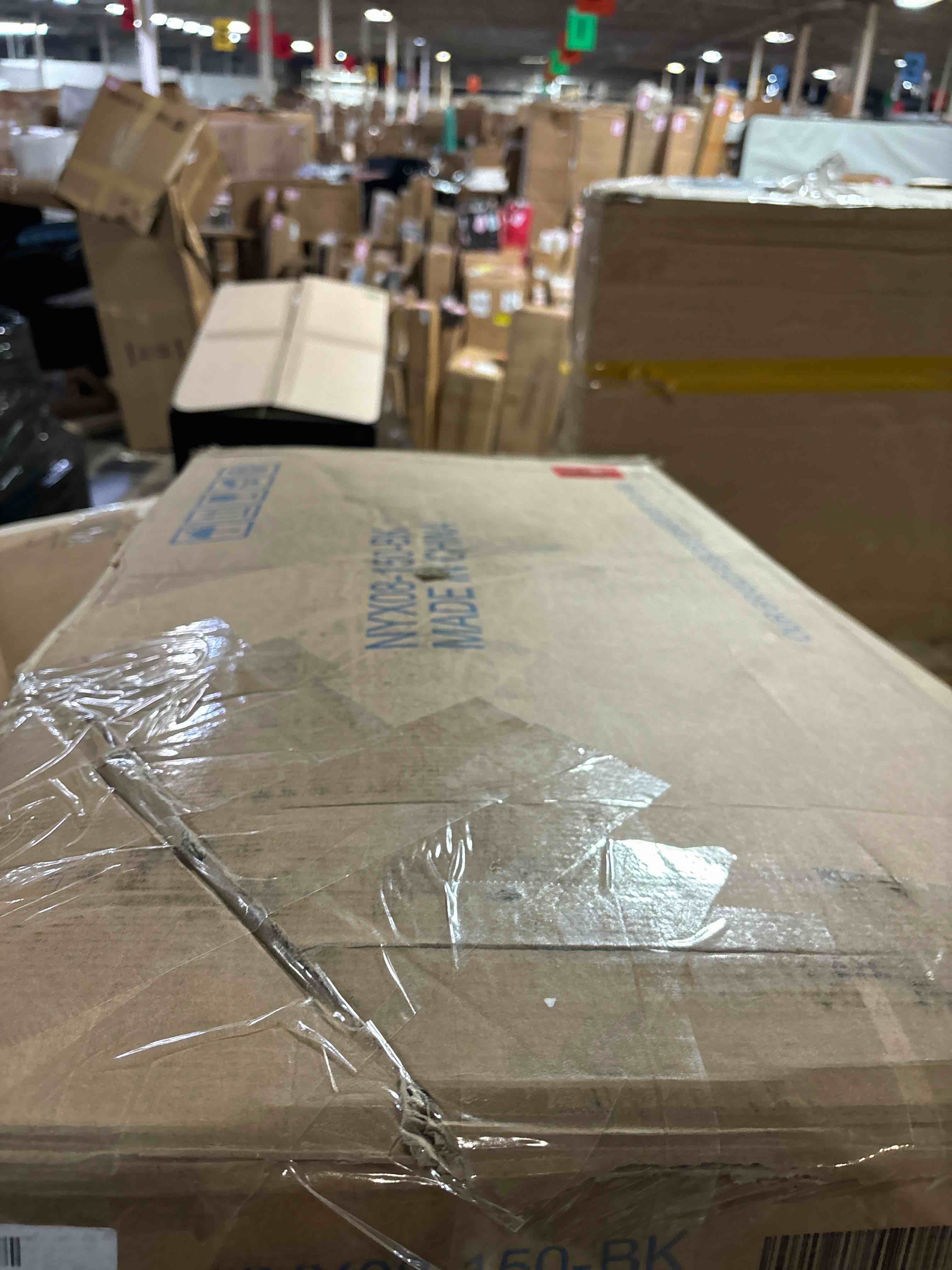 https://s3.amazonaws.com/lotting-images-prod/phillipi/TEA0072819_1731448042562.jpeg
