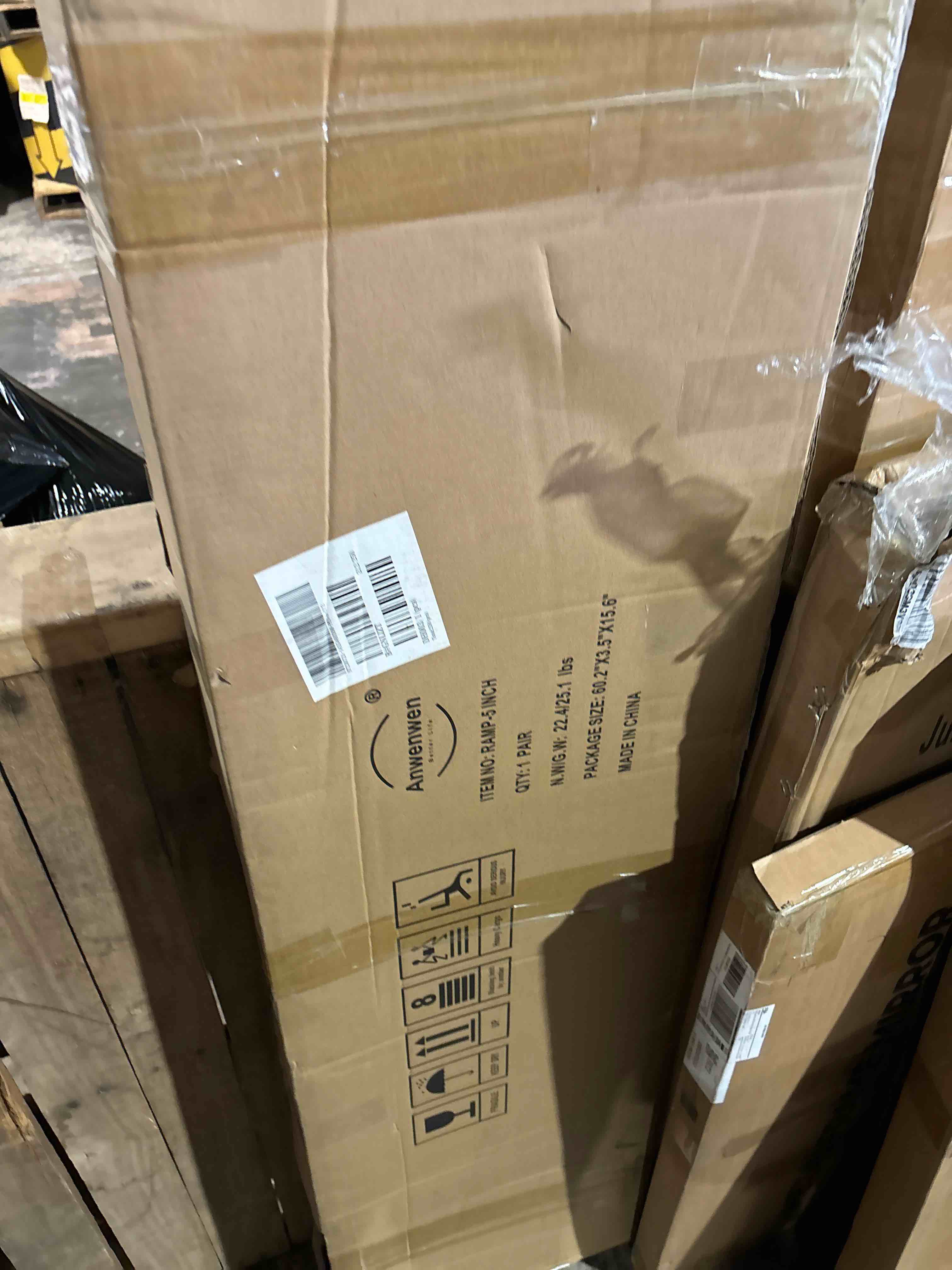 https://s3.amazonaws.com/lotting-images-prod/phillipi/TEA0073017_1731441943255.jpeg