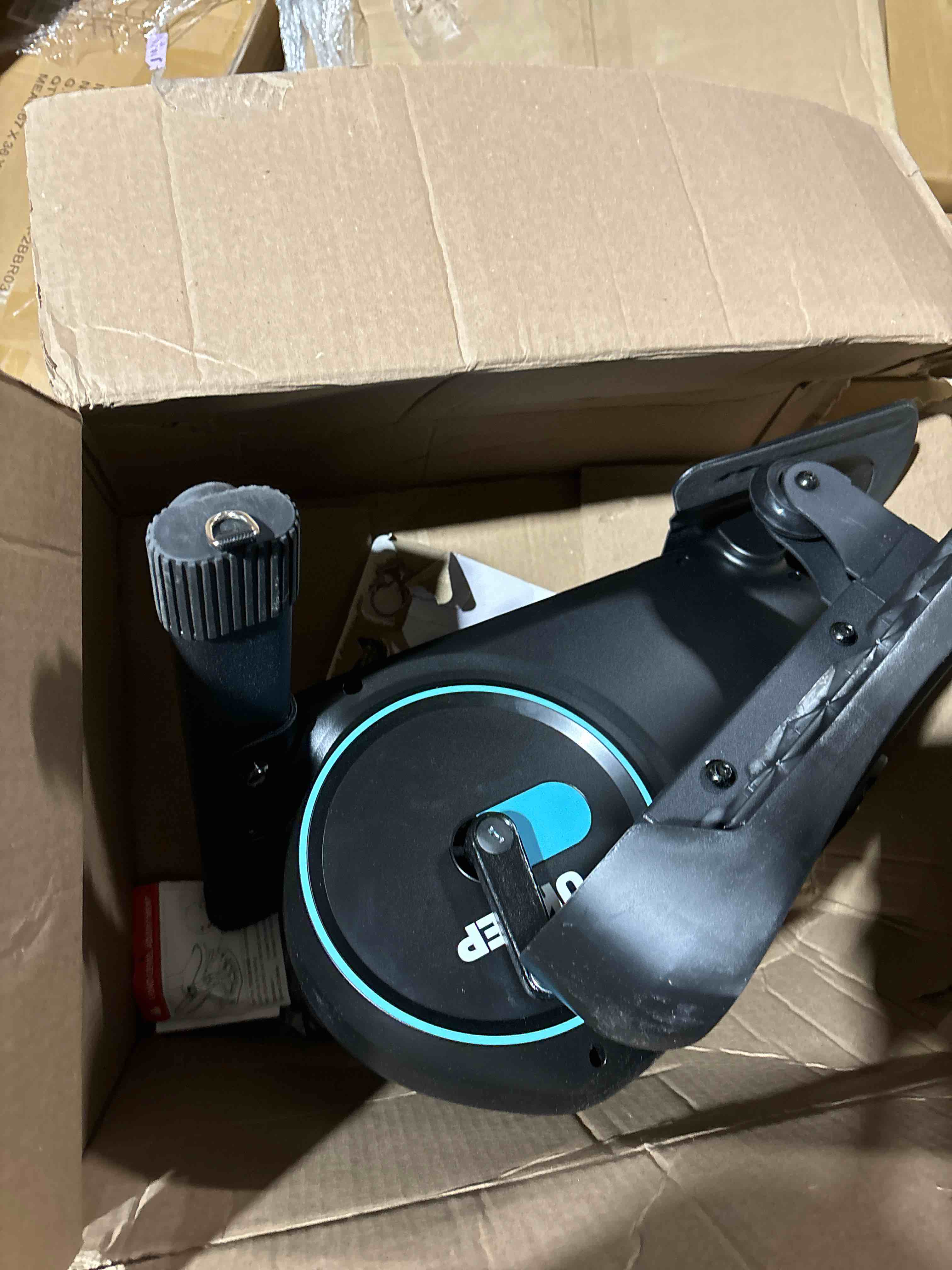 https://s3.amazonaws.com/lotting-images-prod/phillipi/TEA0073145_1731368870281.jpeg