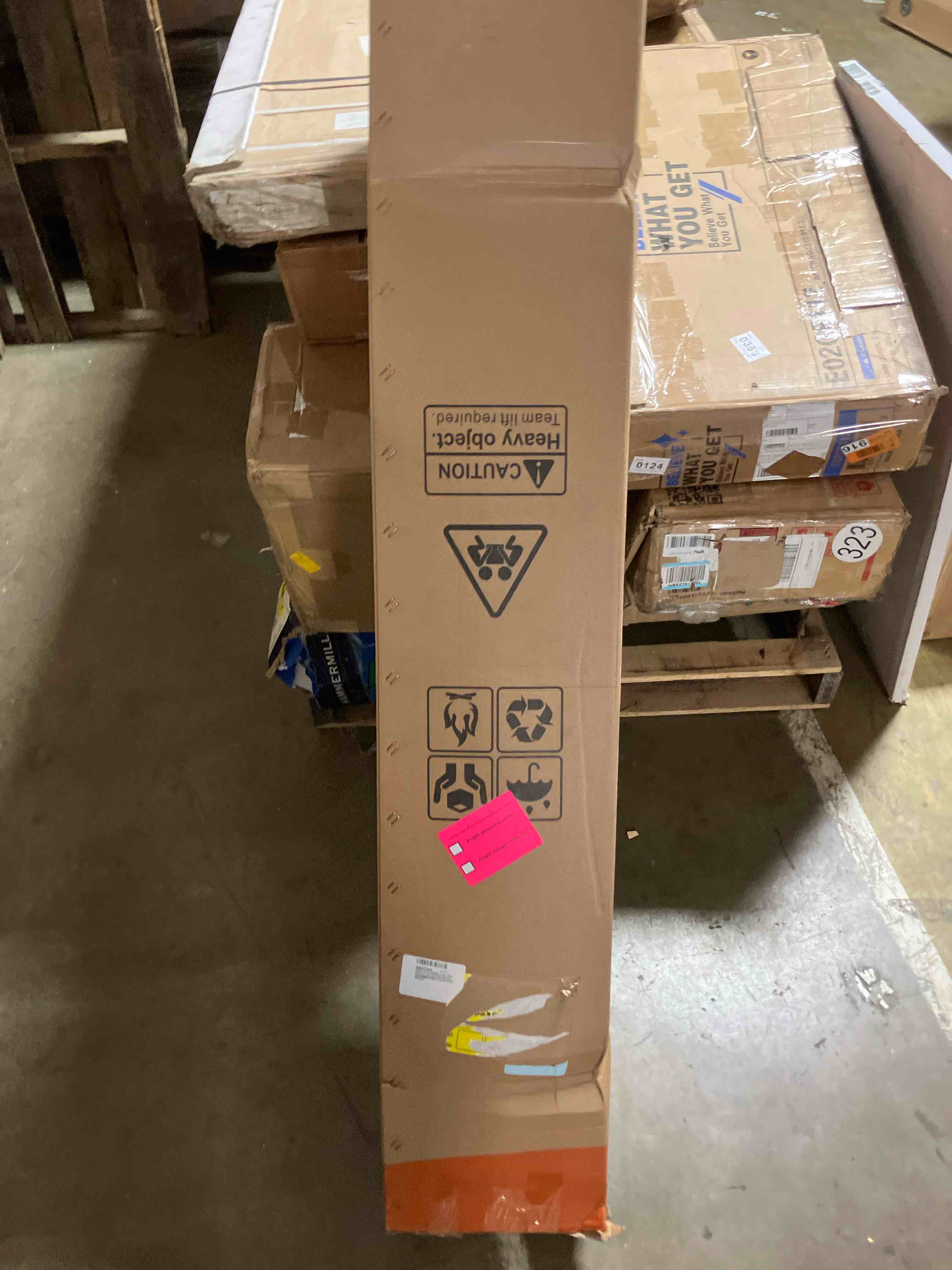https://s3.amazonaws.com/lotting-images-prod/phillipi/TEA0073193_1731443609302.jpeg