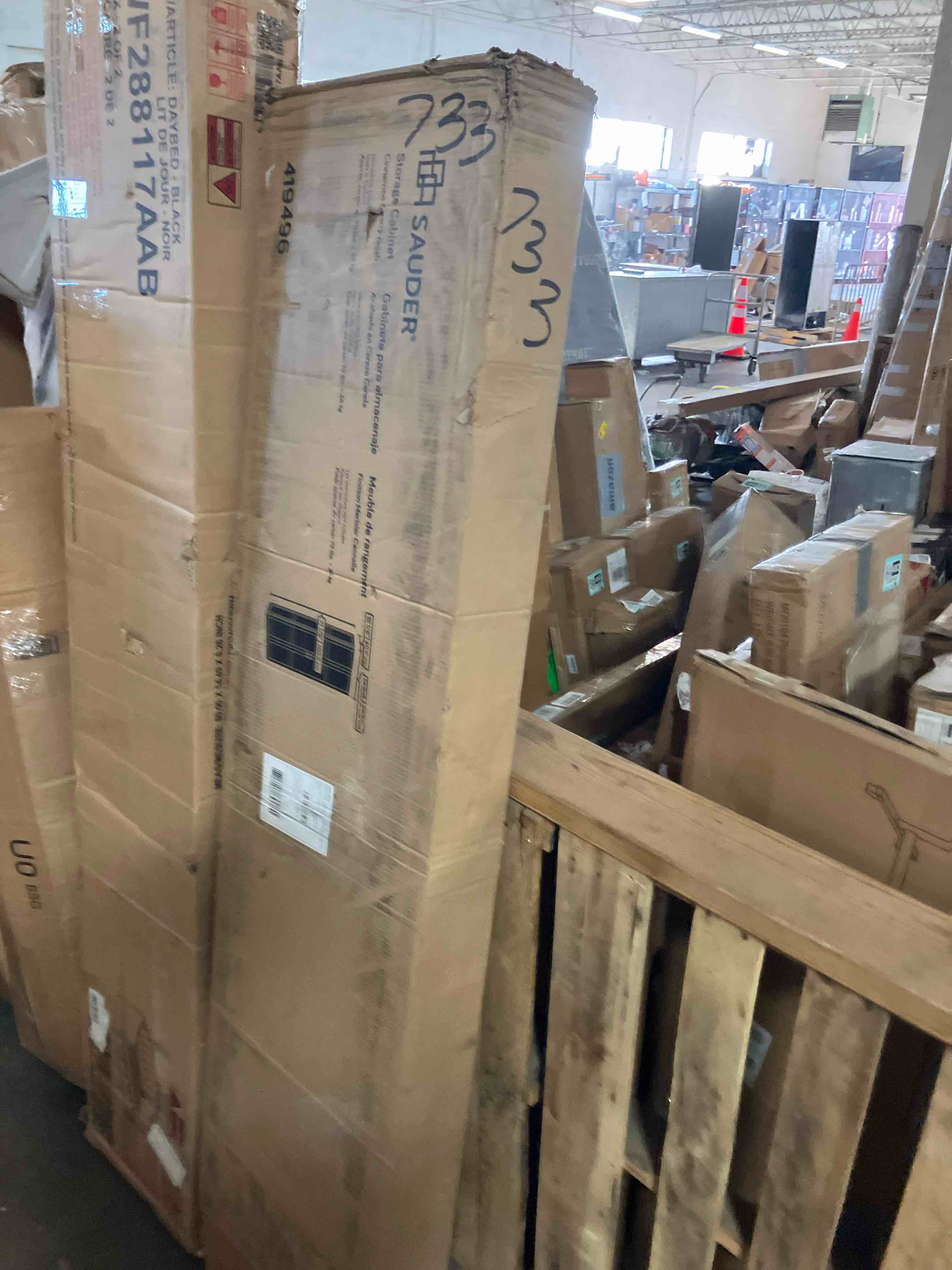 https://s3.amazonaws.com/lotting-images-prod/phillipi/TEA0073198_1731444442362.jpeg