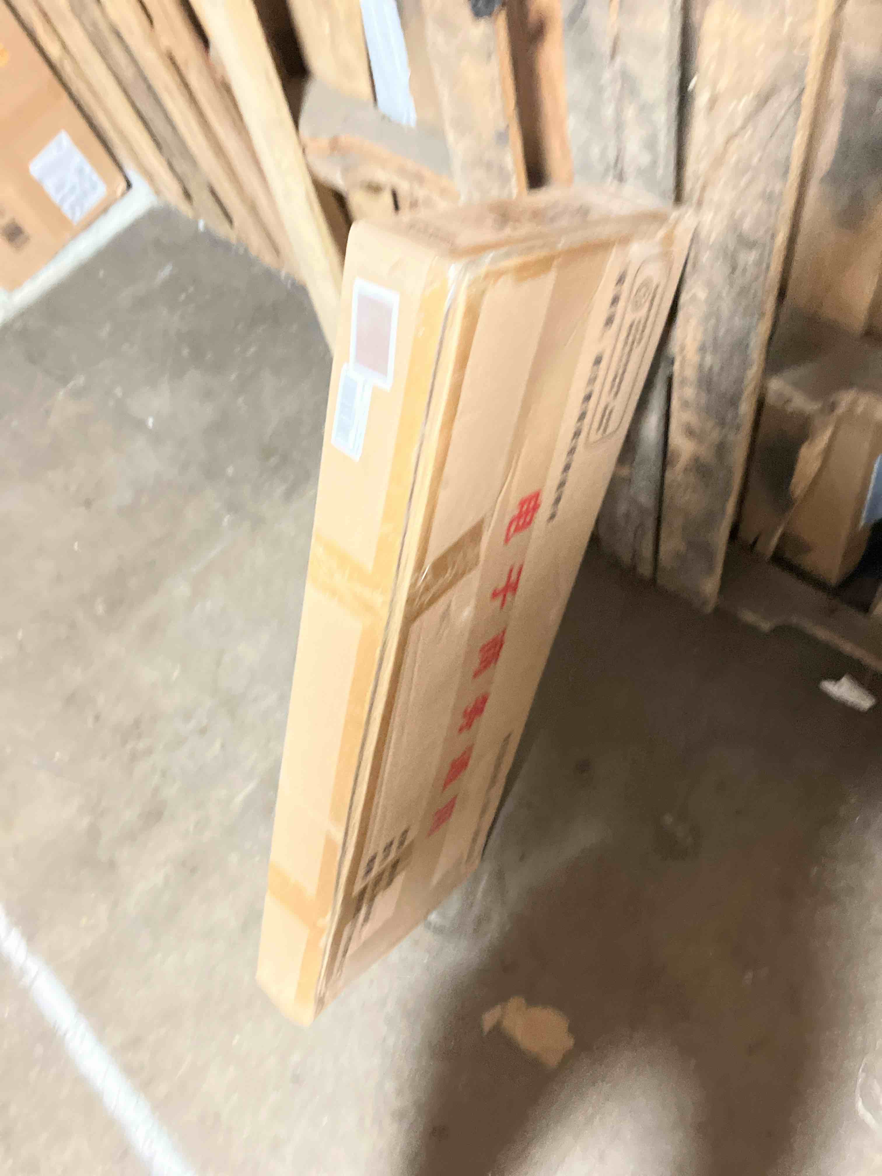 https://s3.amazonaws.com/lotting-images-prod/phillipi/TEA0073232_1731448832644.jpeg