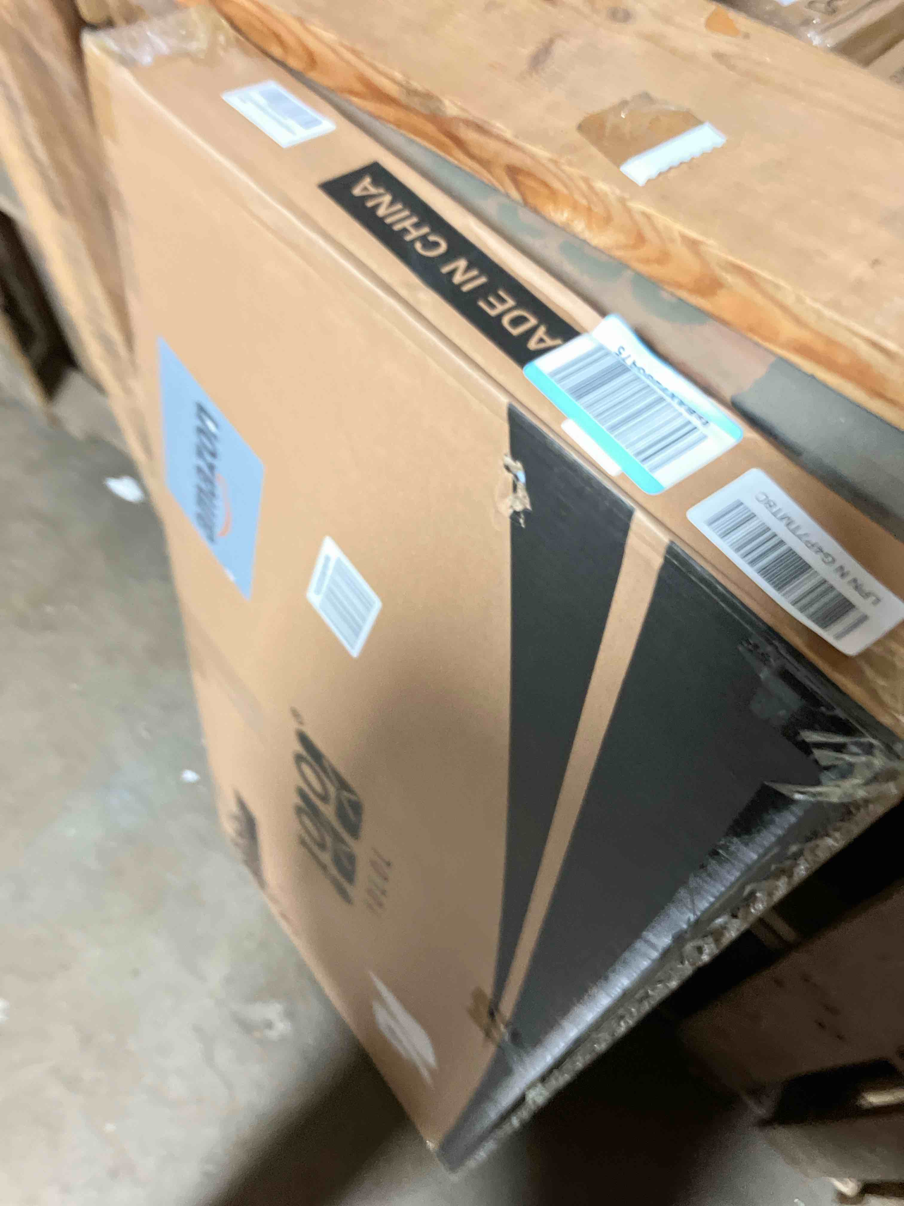 https://s3.amazonaws.com/lotting-images-prod/phillipi/TEA0073243_1731450348580.jpeg