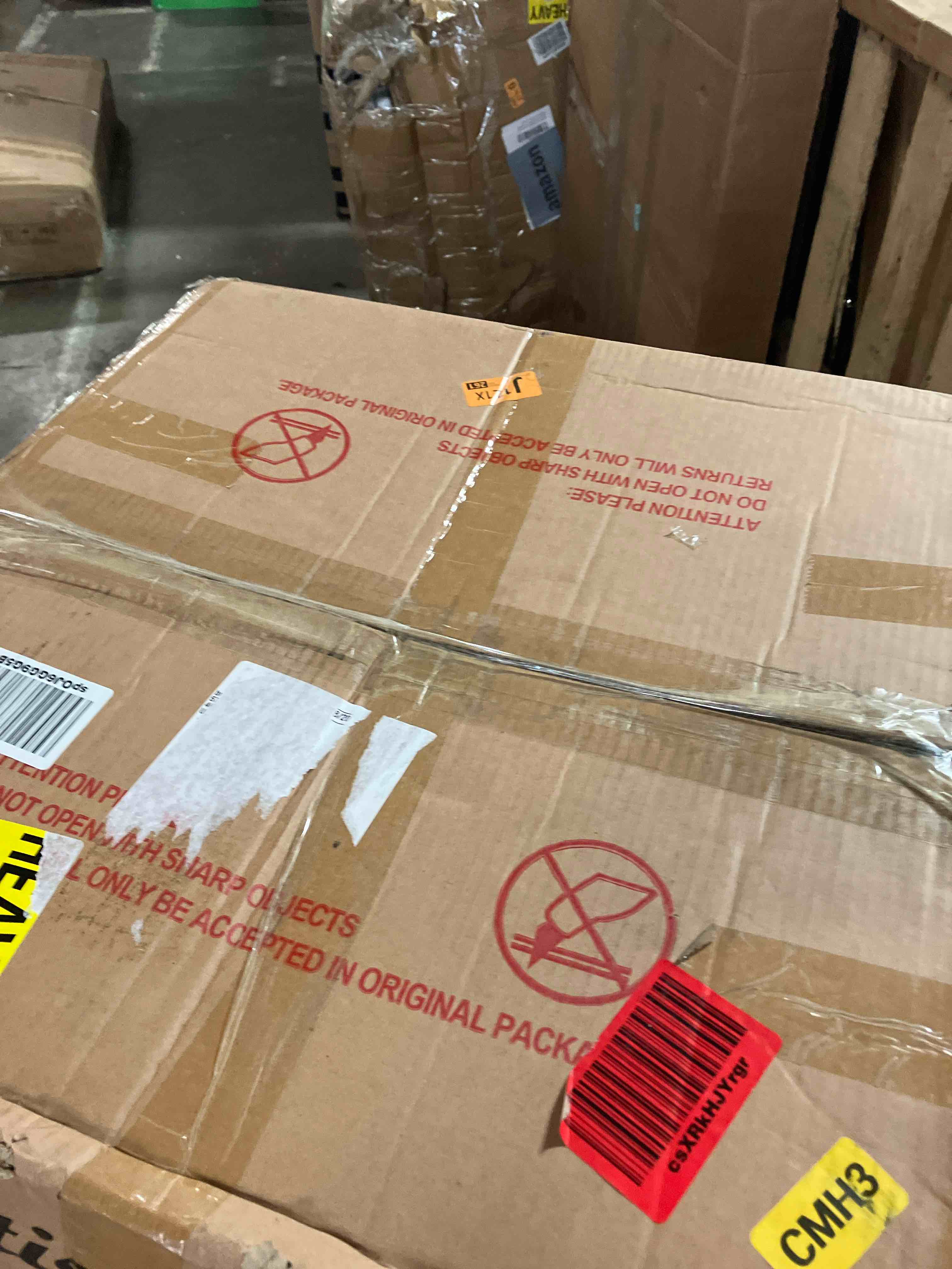 https://s3.amazonaws.com/lotting-images-prod/phillipi/TEA0073504_1730991907782.jpeg