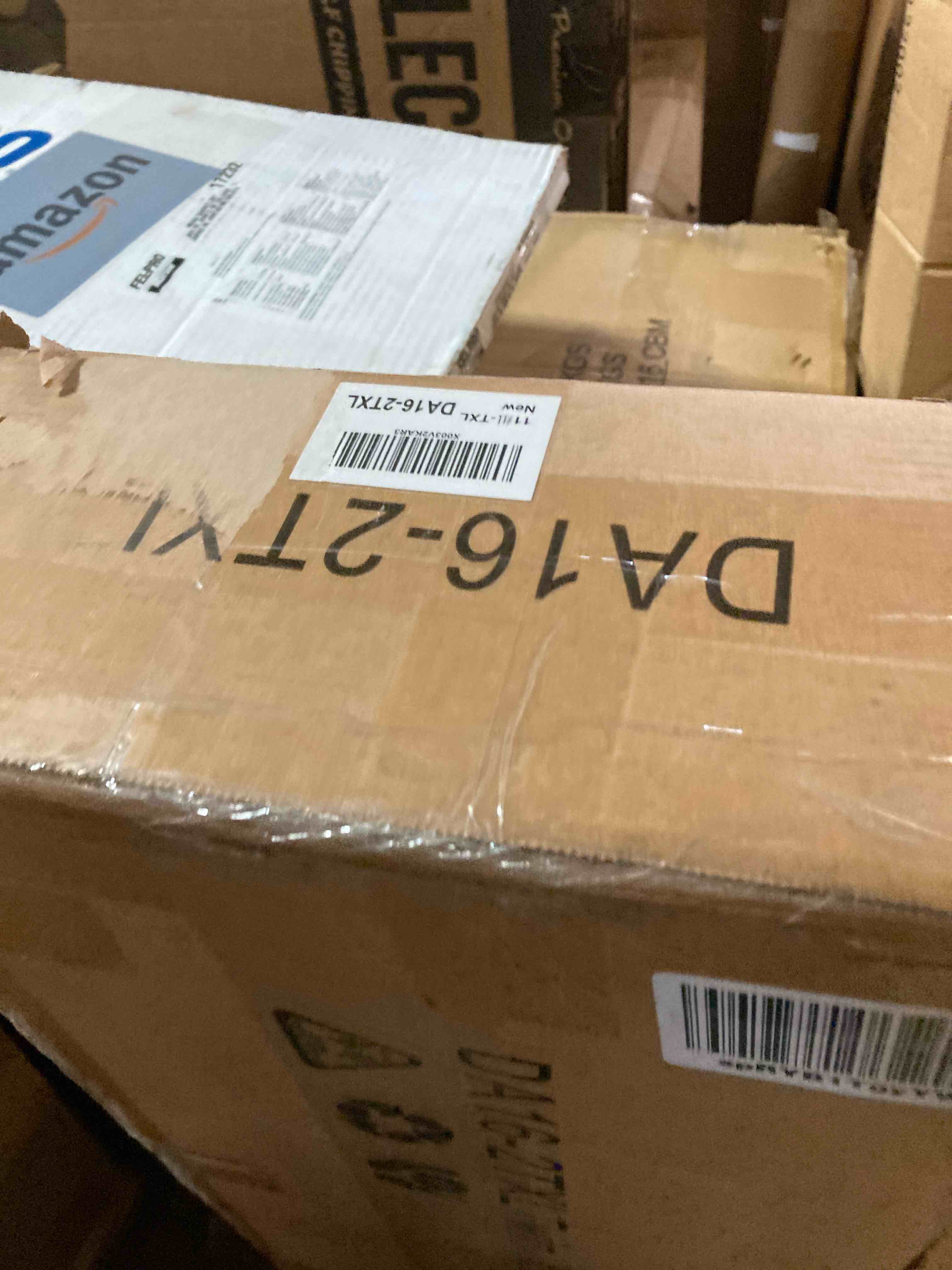 https://s3.amazonaws.com/lotting-images-prod/phillipi/TEA0073564_1731077990603.jpeg