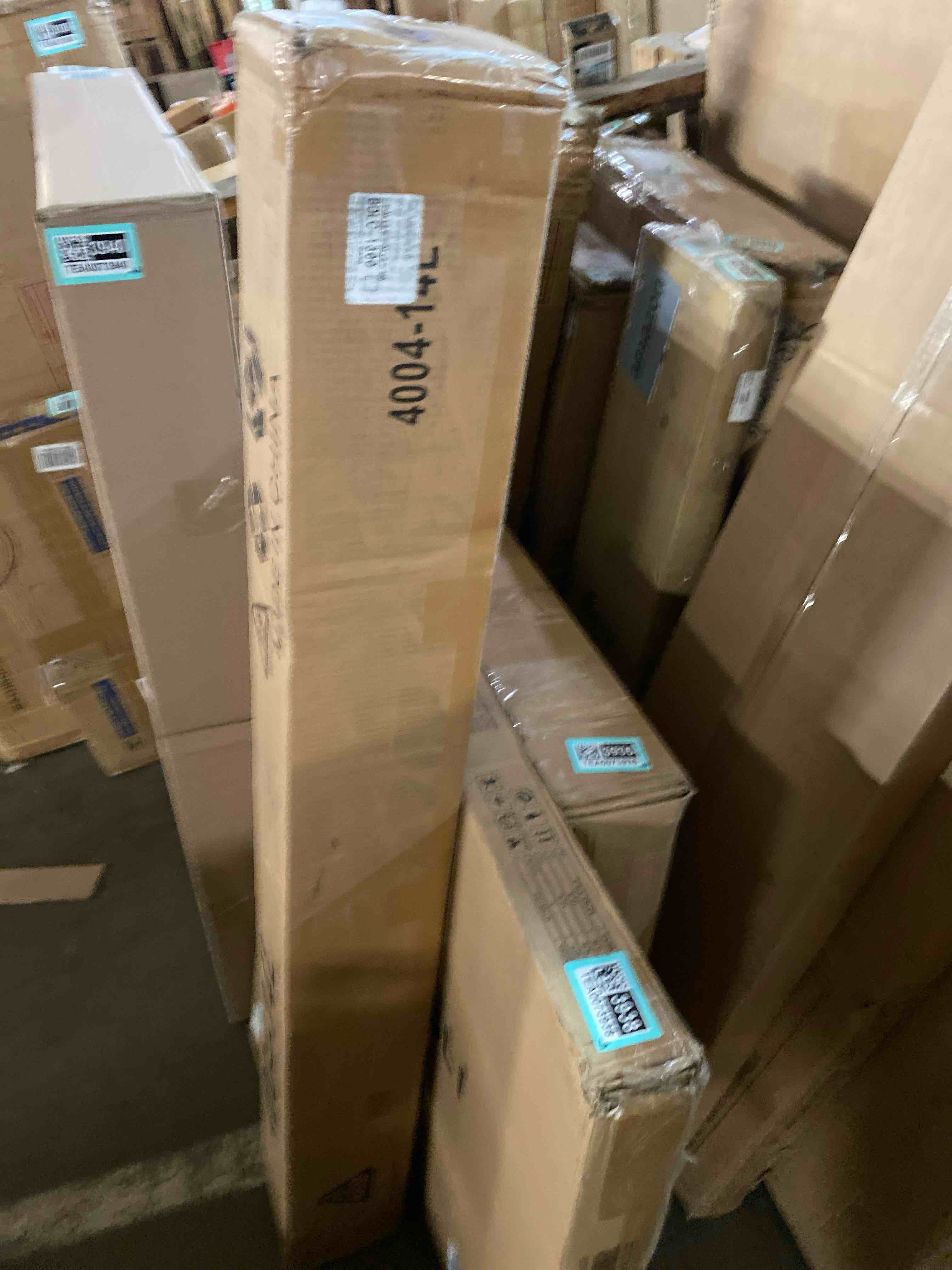 https://s3.amazonaws.com/lotting-images-prod/phillipi/TEA0073942_1730757474858.jpeg