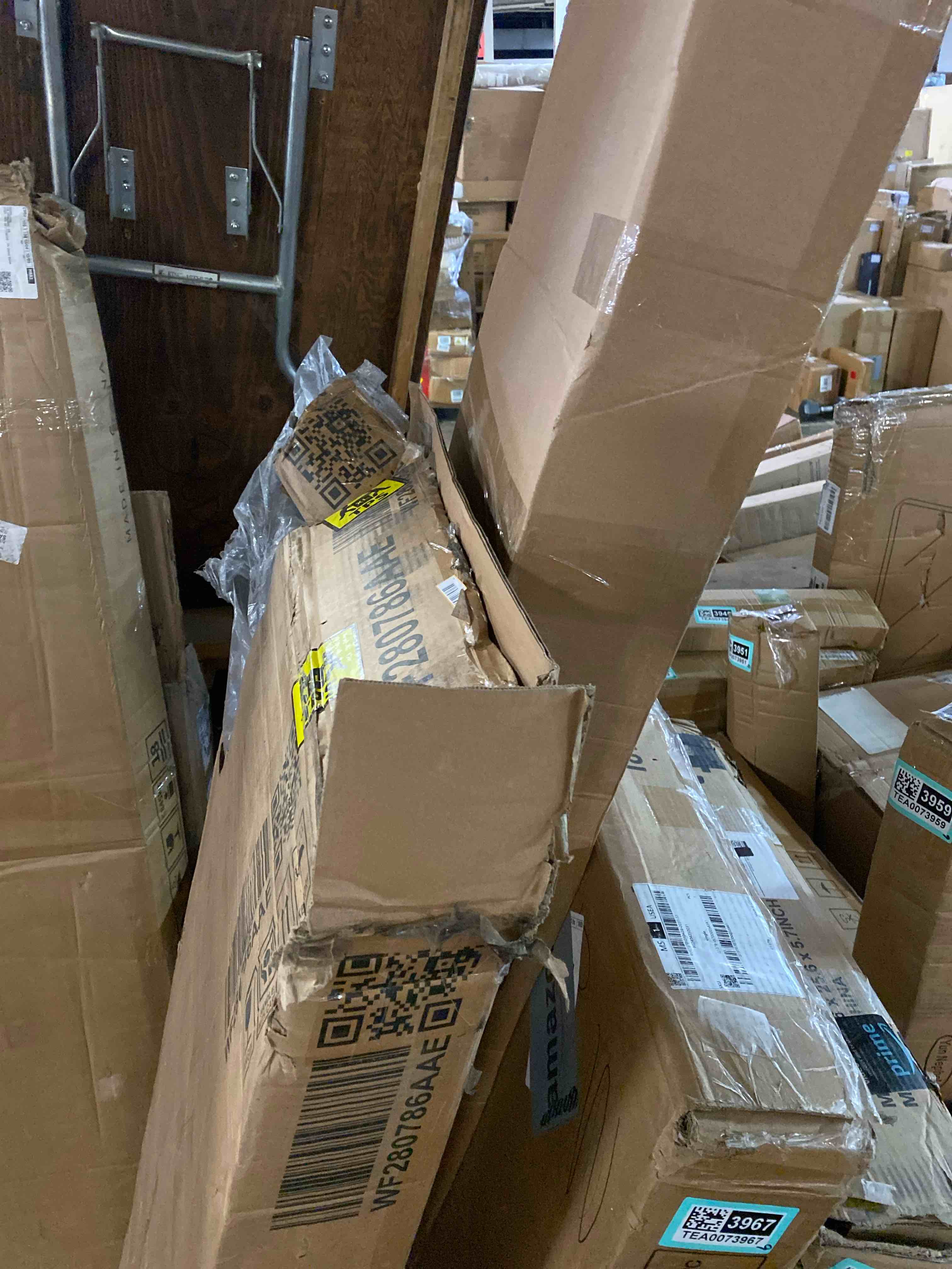 https://s3.amazonaws.com/lotting-images-prod/phillipi/TEA0073970_1730760854647.jpeg
