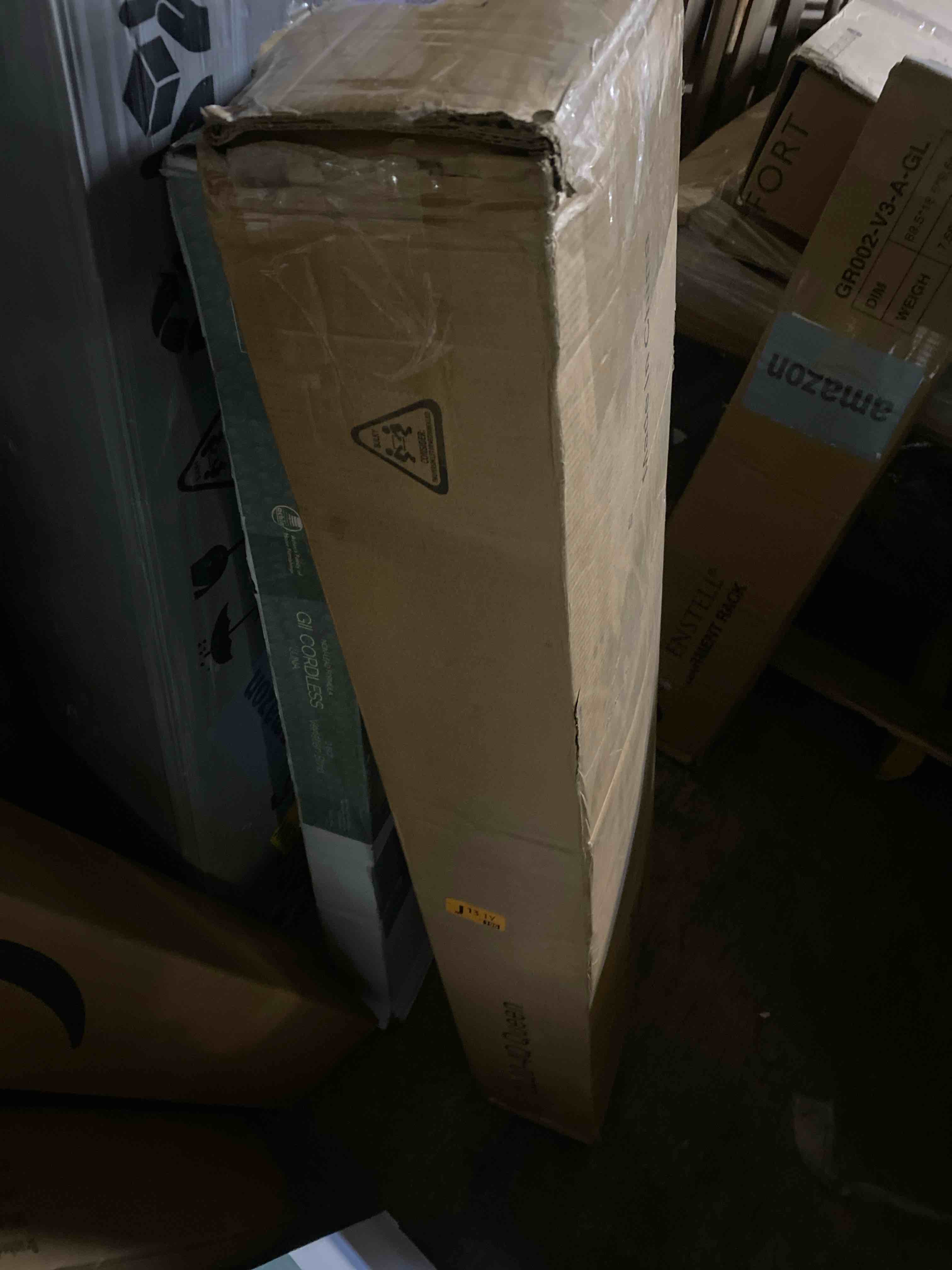 https://s3.amazonaws.com/lotting-images-prod/phillipi/TEA0074401_1730405080768.jpeg