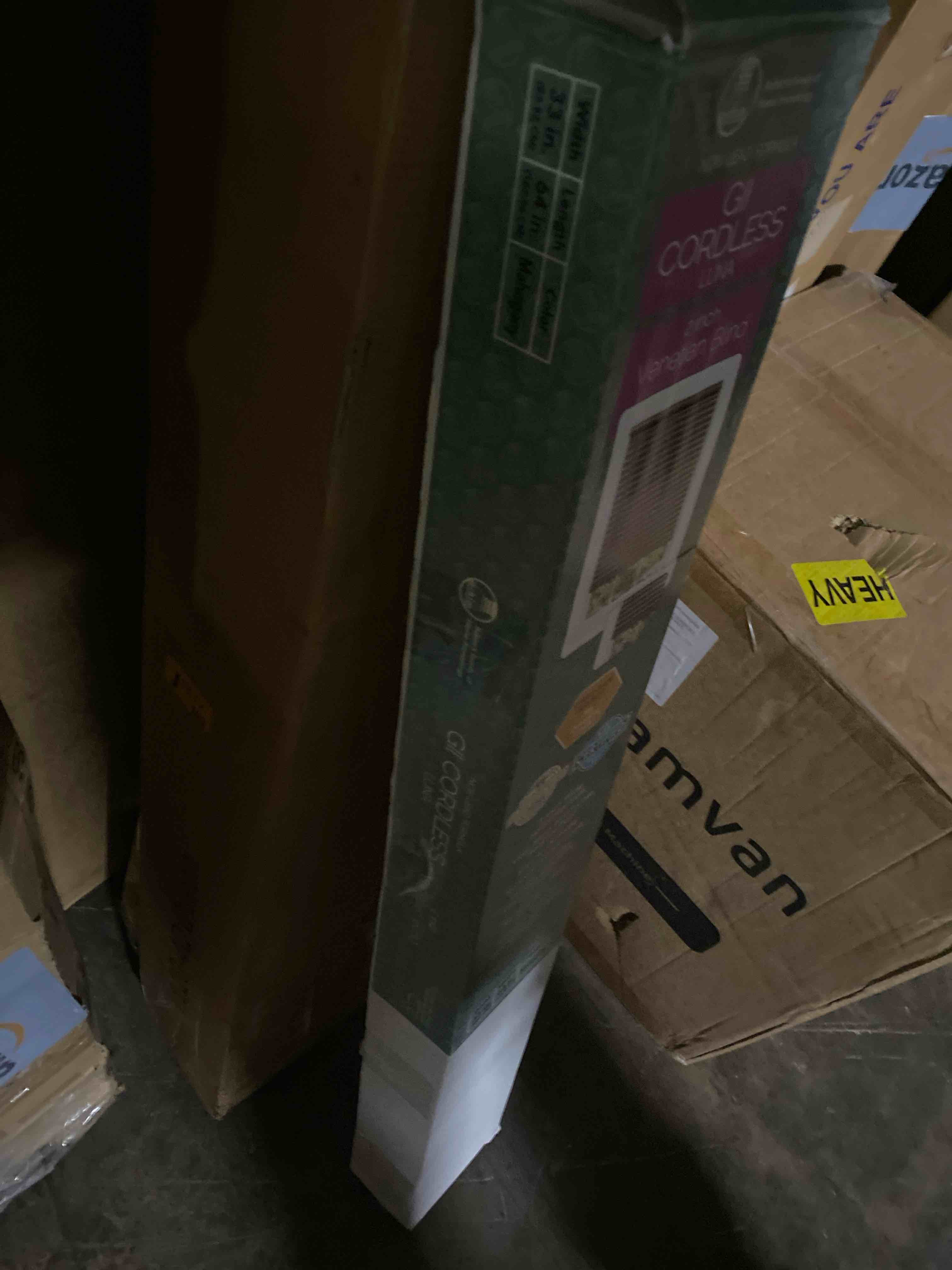 https://s3.amazonaws.com/lotting-images-prod/phillipi/TEA0074402_1730405140256.jpeg