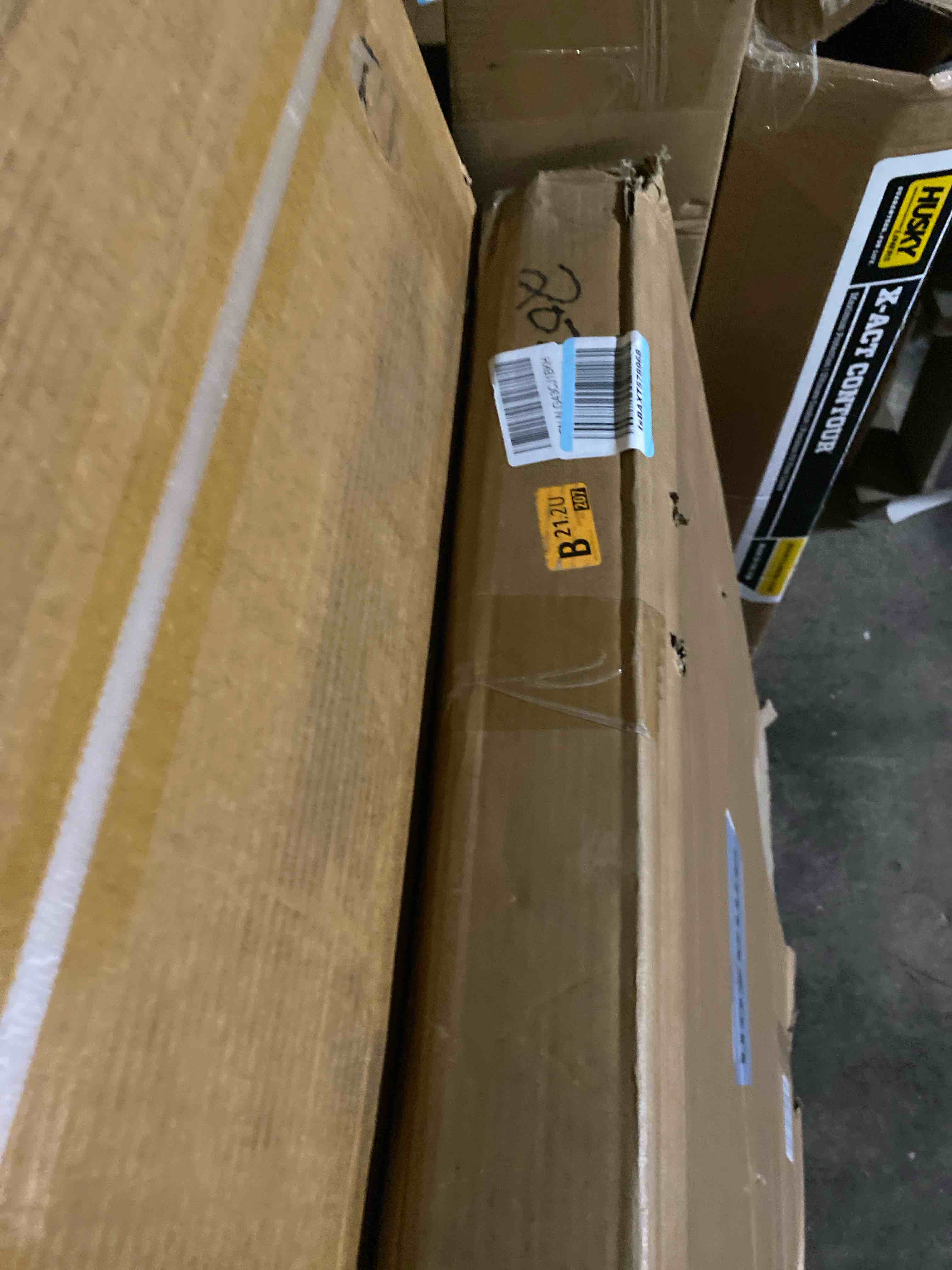 https://s3.amazonaws.com/lotting-images-prod/phillipi/TEA0074423_1730406999749.jpeg