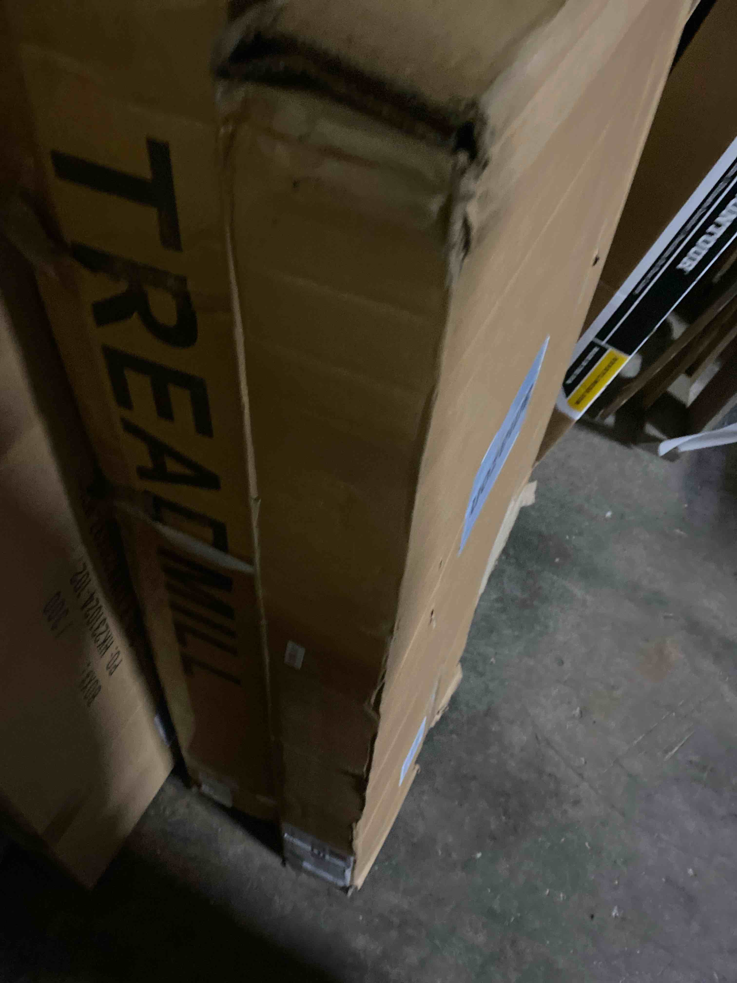 https://s3.amazonaws.com/lotting-images-prod/phillipi/TEA0074423_1730407001547.jpeg