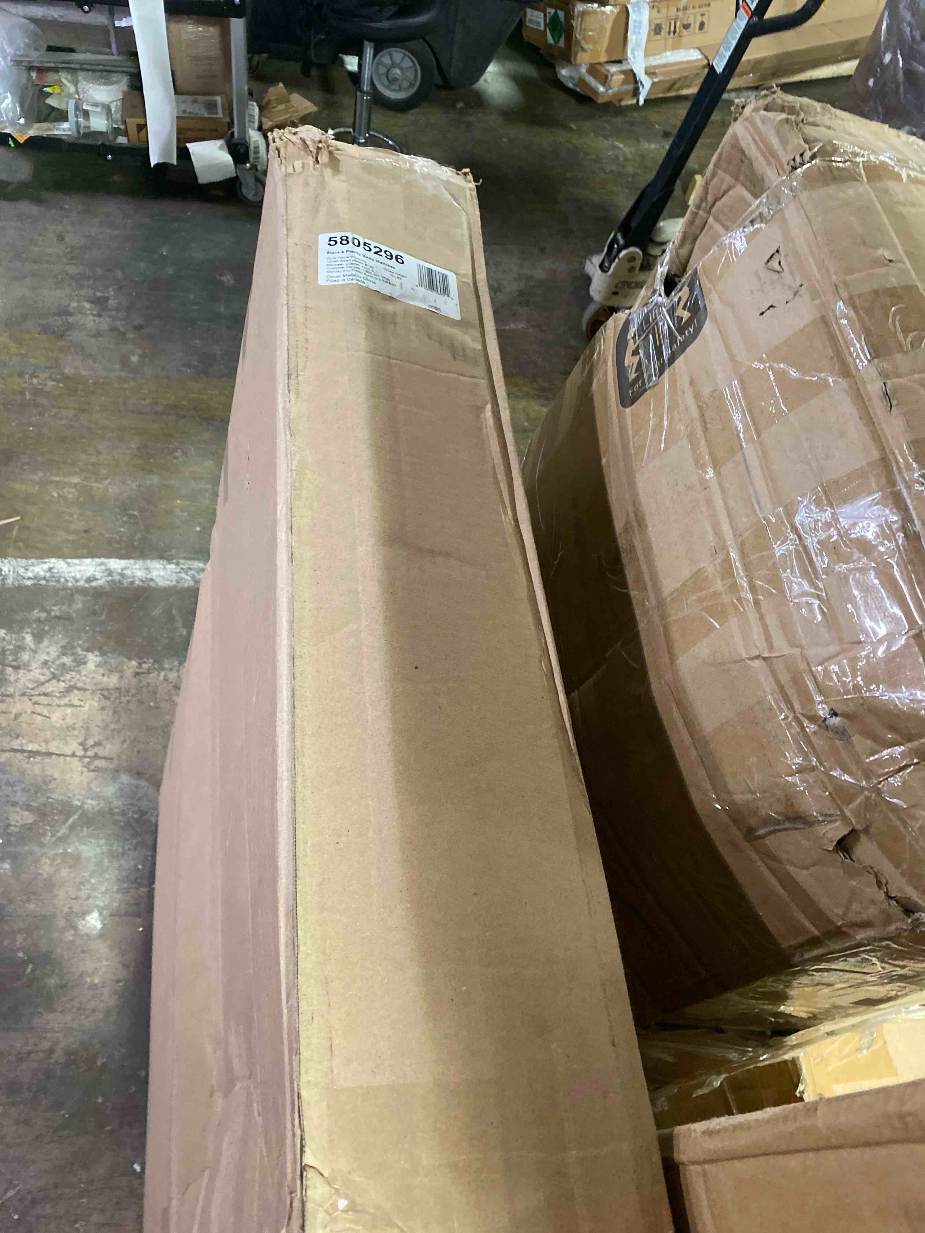 https://s3.amazonaws.com/lotting-images-prod/phillipi/TEA0074439_1730475259631.jpeg