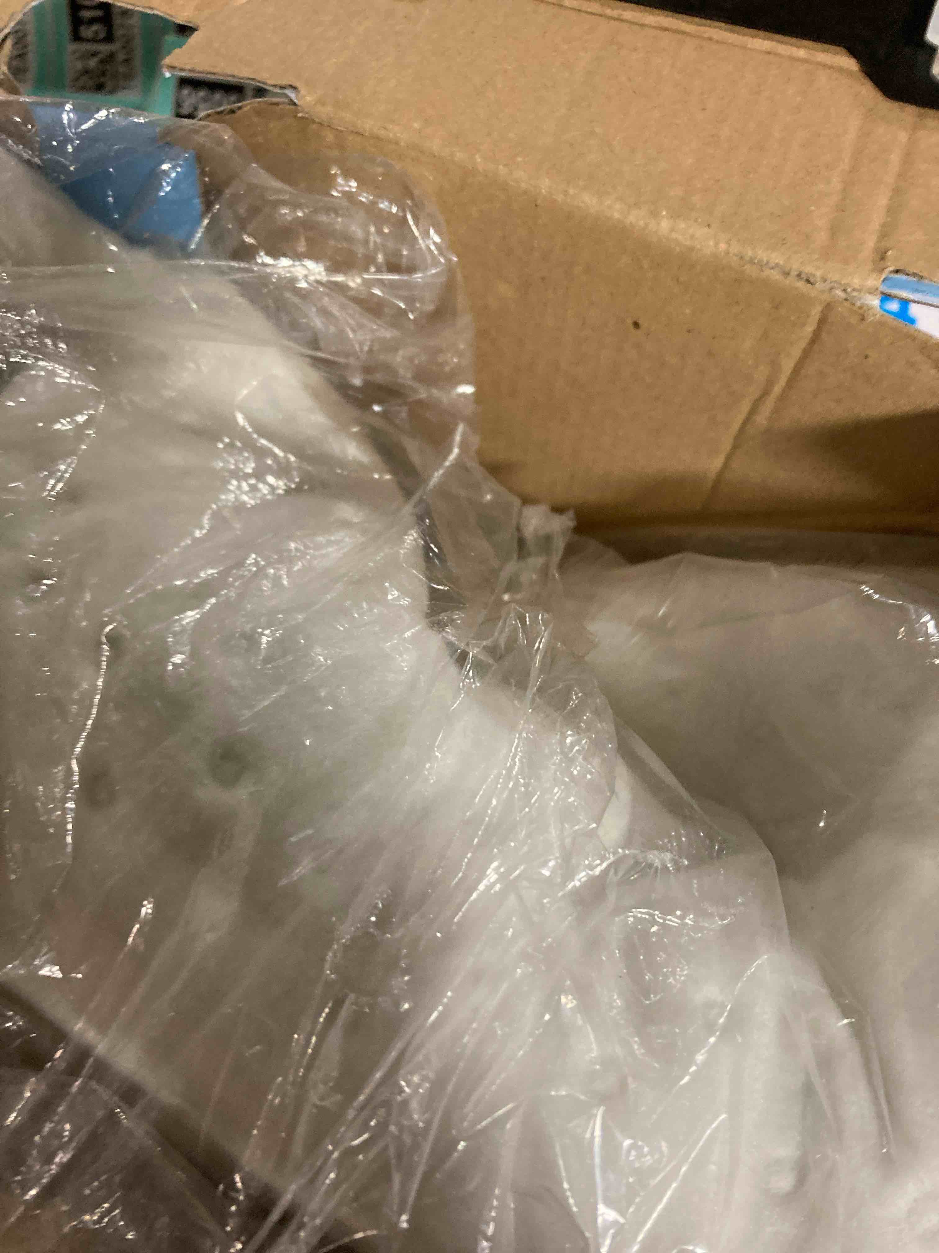 https://s3.amazonaws.com/lotting-images-prod/phillipi/TEA0075018_1730213938617.jpeg