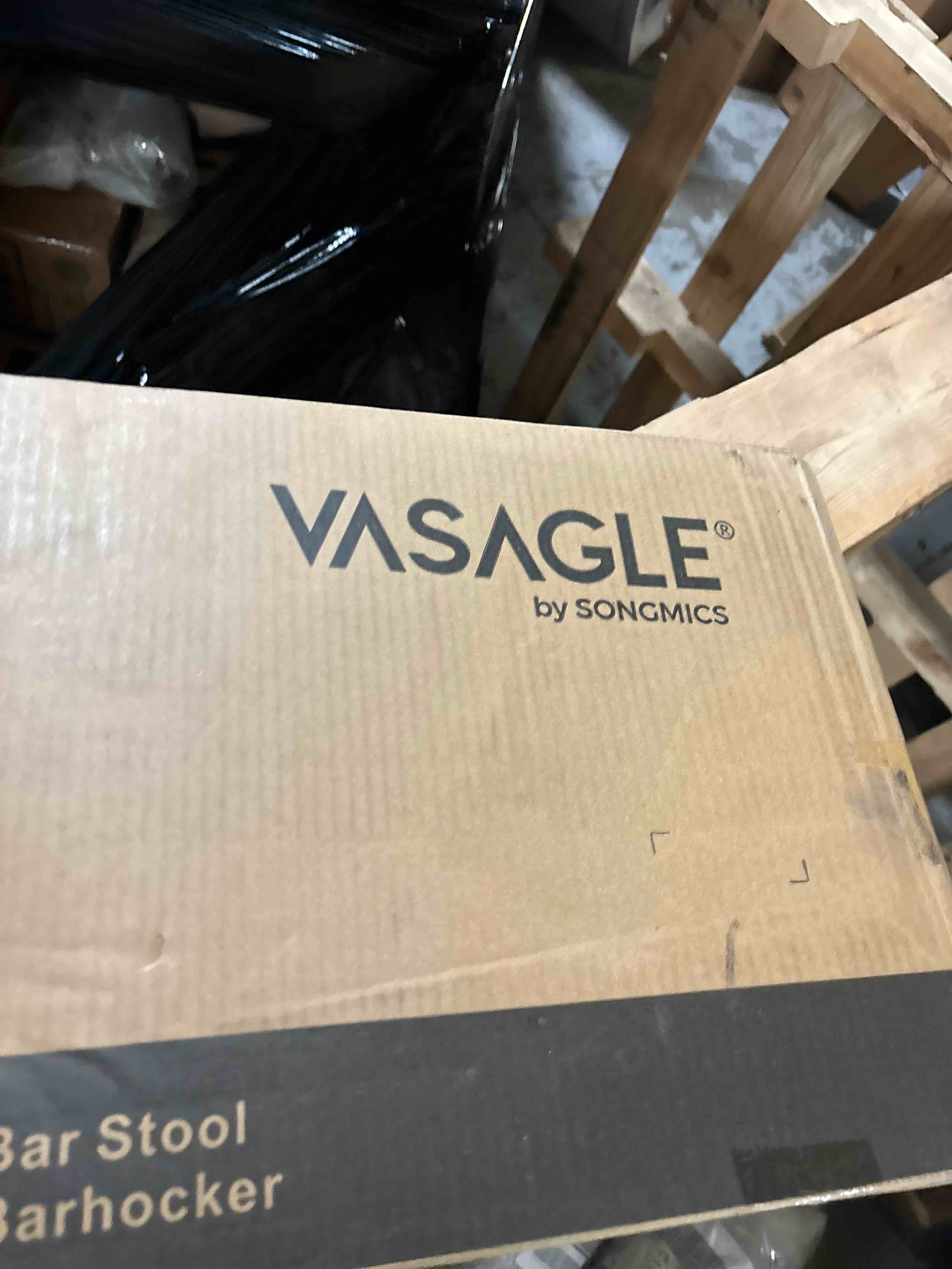 https://s3.amazonaws.com/lotting-images-prod/phillipi/TEA0075451_1729612034460.jpeg