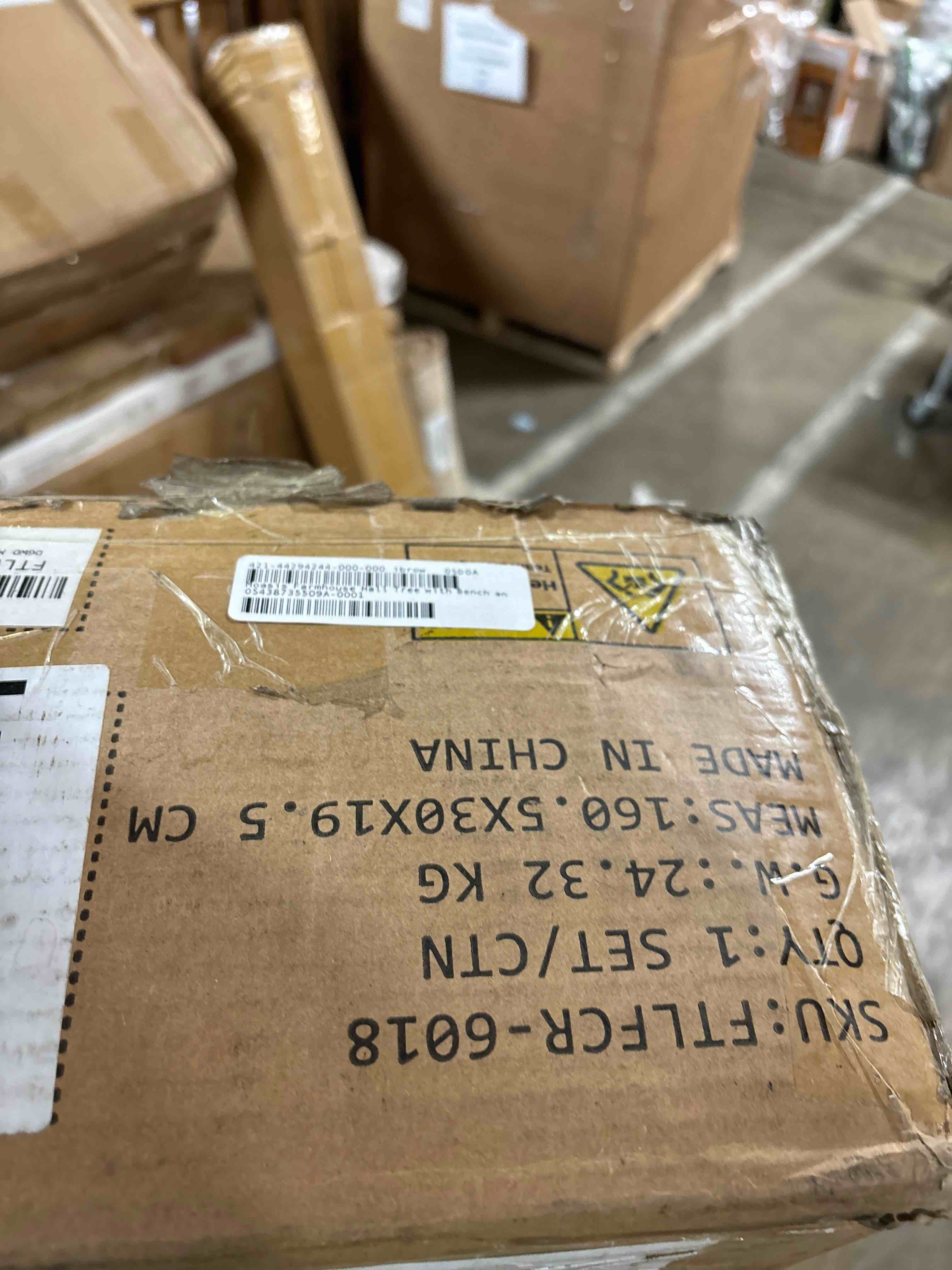 https://s3.amazonaws.com/lotting-images-prod/phillipi/TEA0075458_1729614613853.jpeg