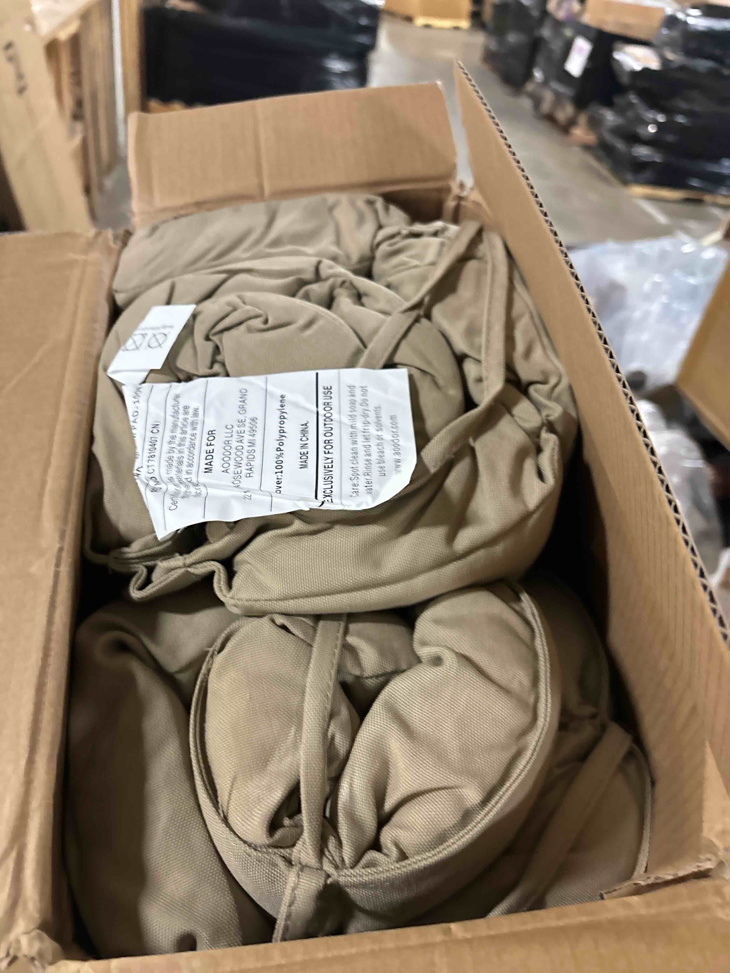 https://s3.amazonaws.com/lotting-images-prod/phillipi/TEA0075468_1729616787495.jpeg