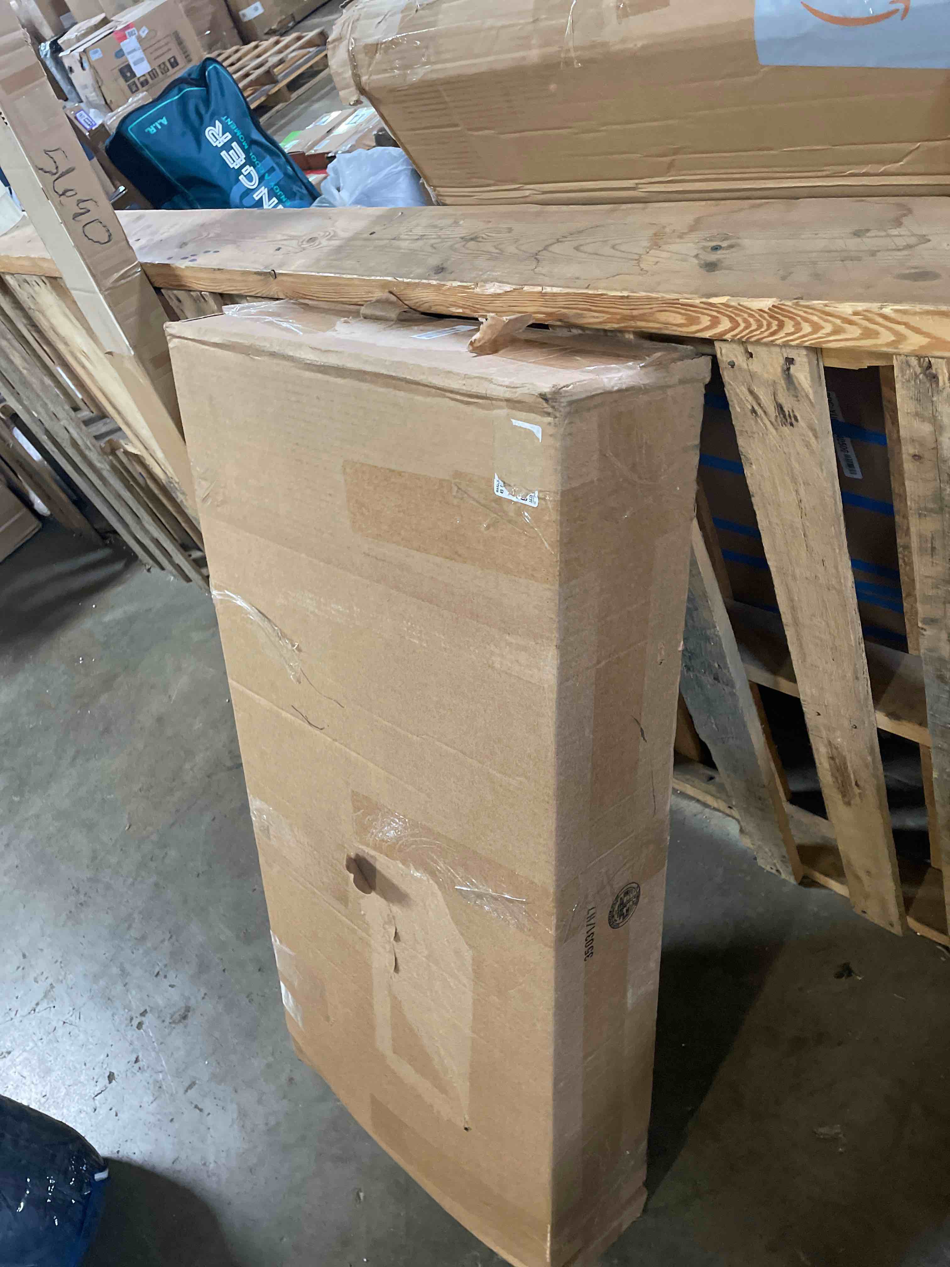 https://s3.amazonaws.com/lotting-images-prod/phillipi/TEA0075627_1729701591050.jpeg