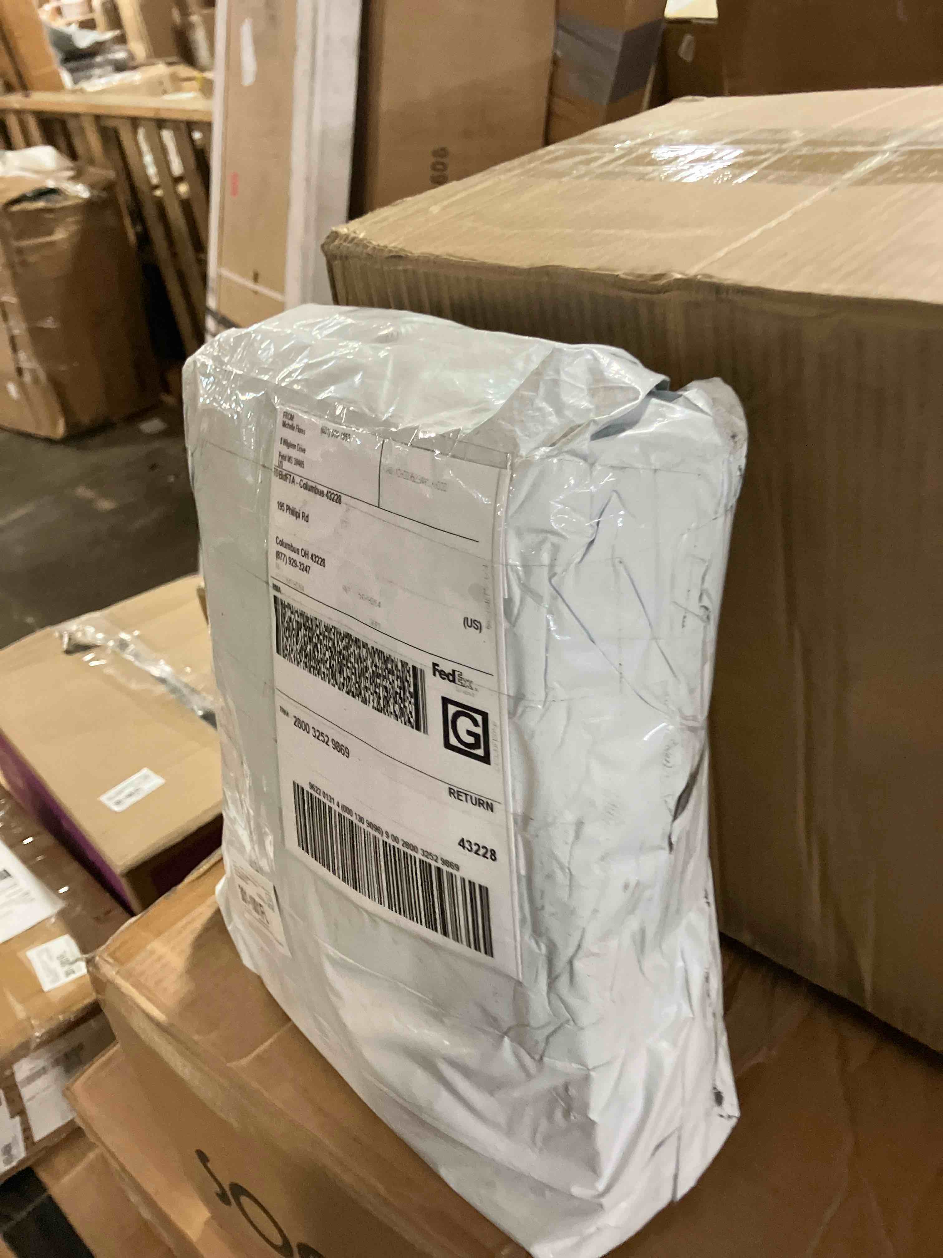 https://s3.amazonaws.com/lotting-images-prod/phillipi/TEA0075851_1729175319392.jpeg