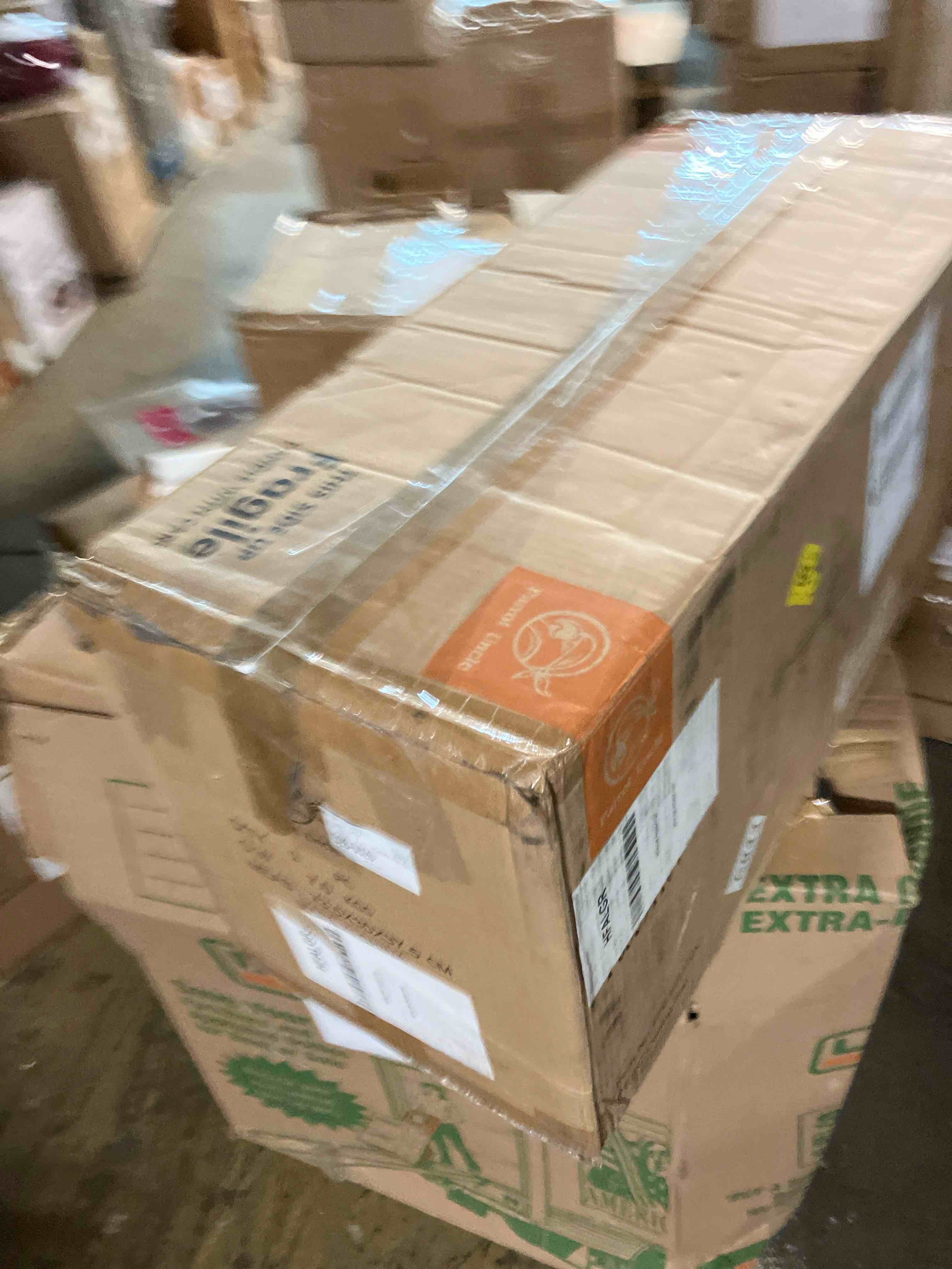 https://s3.amazonaws.com/lotting-images-prod/phillipi/TEA0076292_1728941988424.jpeg