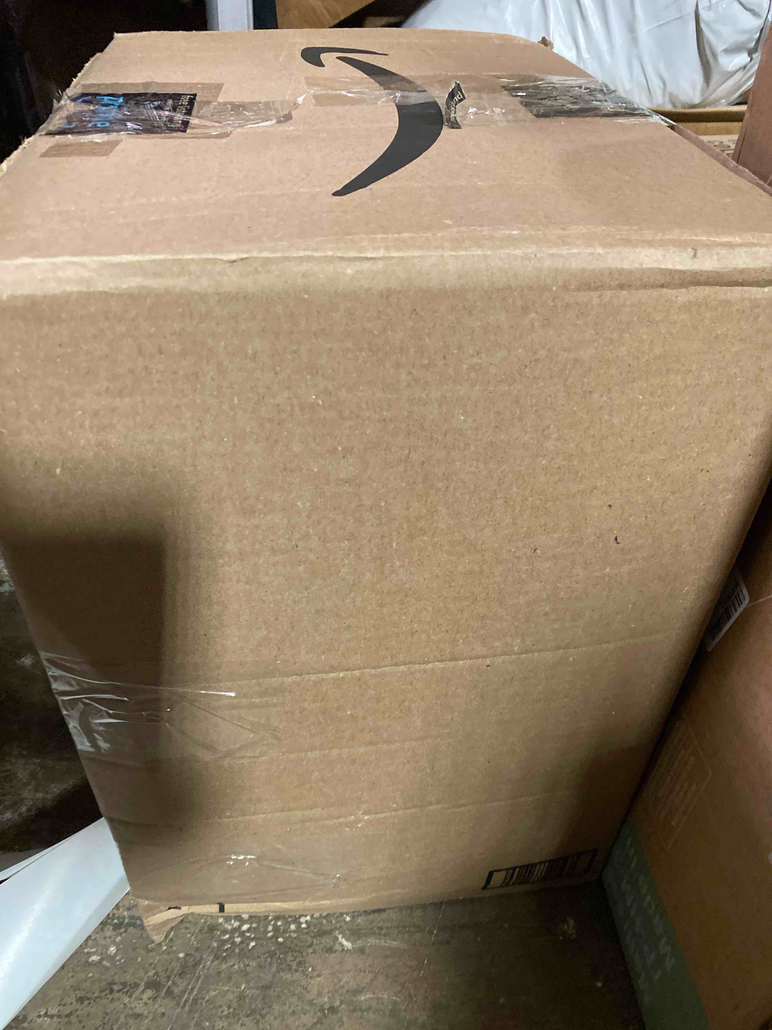 https://s3.amazonaws.com/lotting-images-prod/phillipi/TEA0076632_1728584379714.jpeg