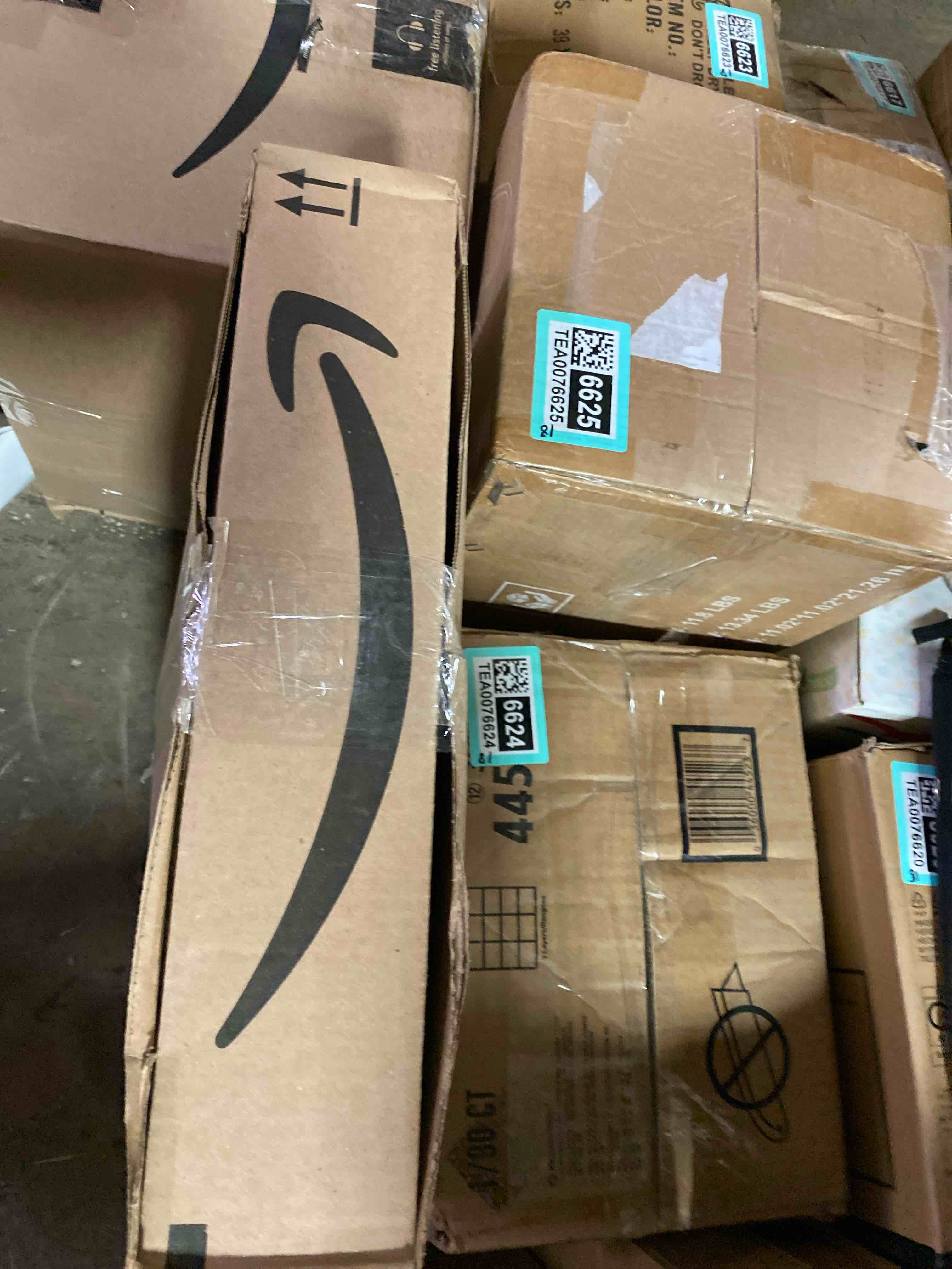 https://s3.amazonaws.com/lotting-images-prod/phillipi/TEA0076633_1728584602901.jpeg