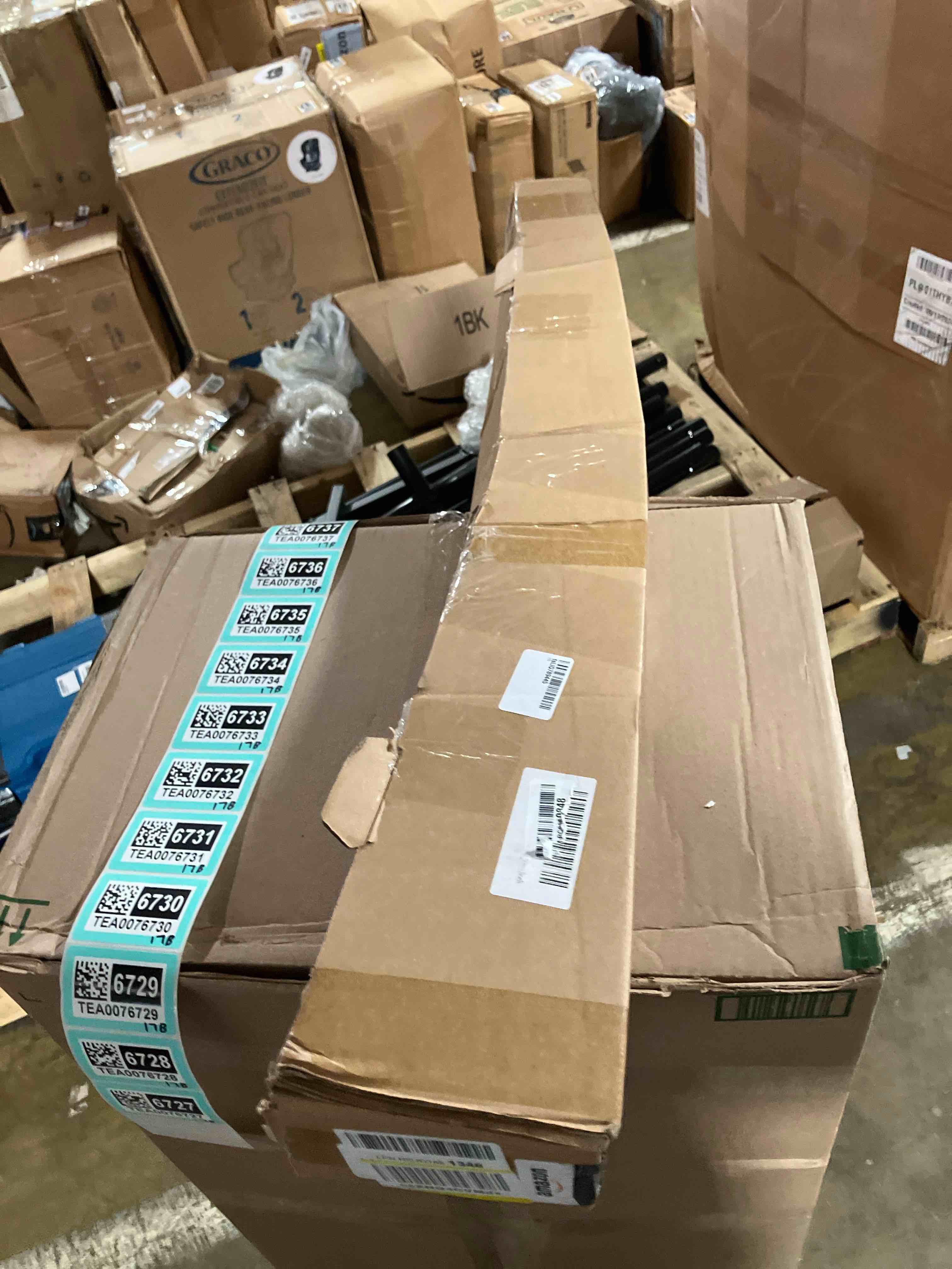 https://s3.amazonaws.com/lotting-images-prod/phillipi/TEA0076727_1728419076820.jpeg