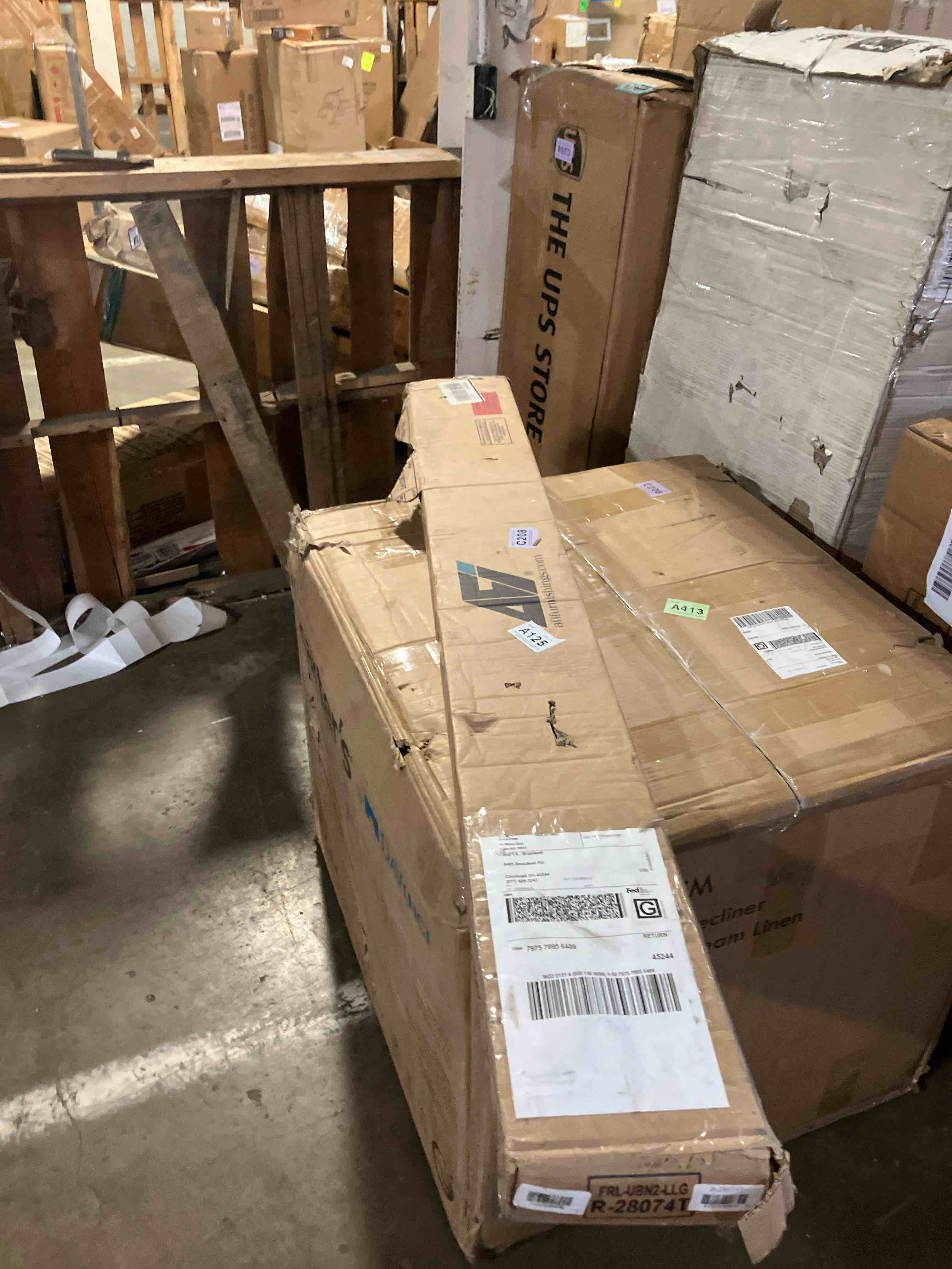 https://s3.amazonaws.com/lotting-images-prod/phillipi/TEA0078064_1758210239981.jpeg
