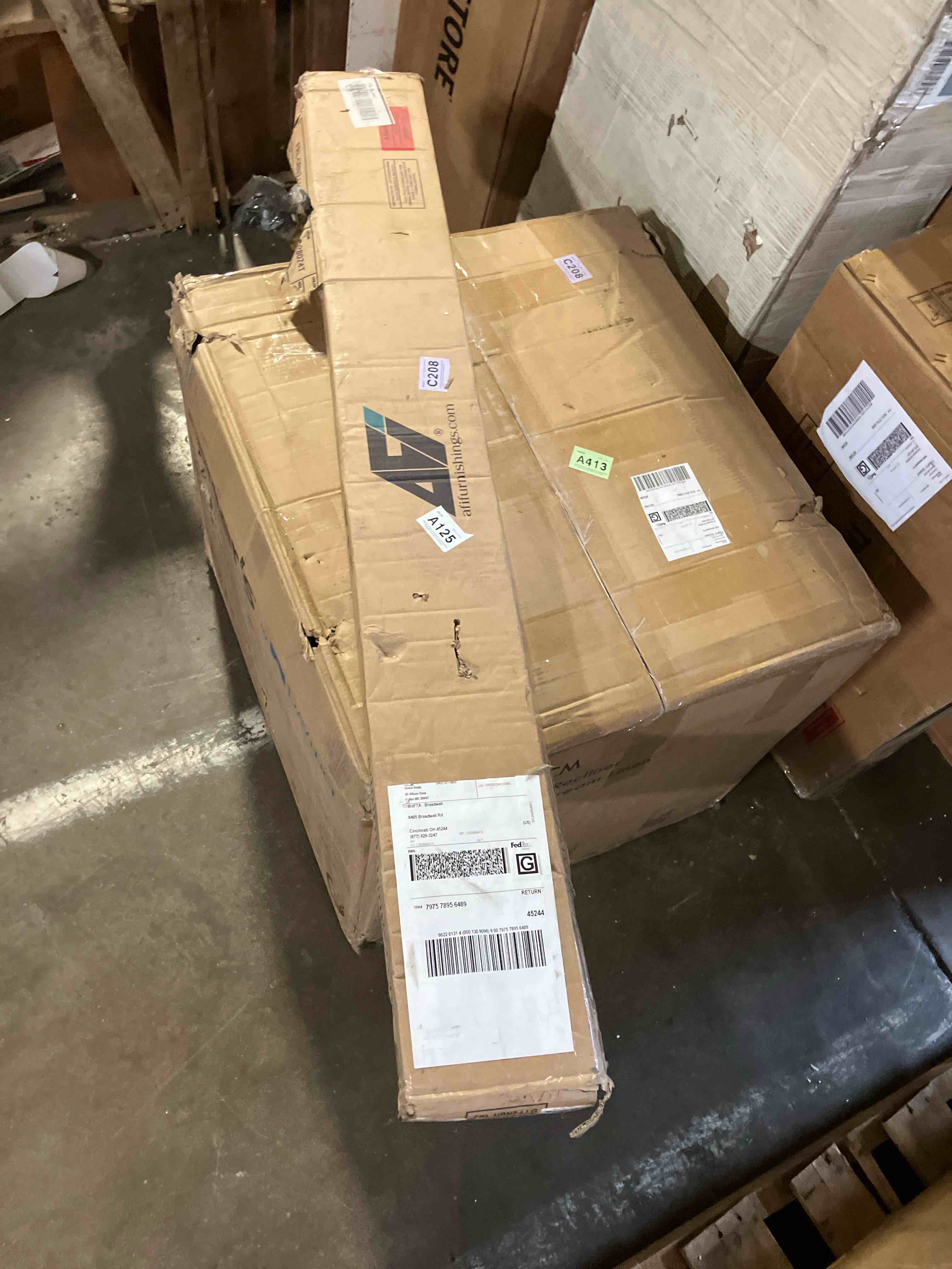 https://s3.amazonaws.com/lotting-images-prod/phillipi/TEA0078064_1758210242142.jpeg