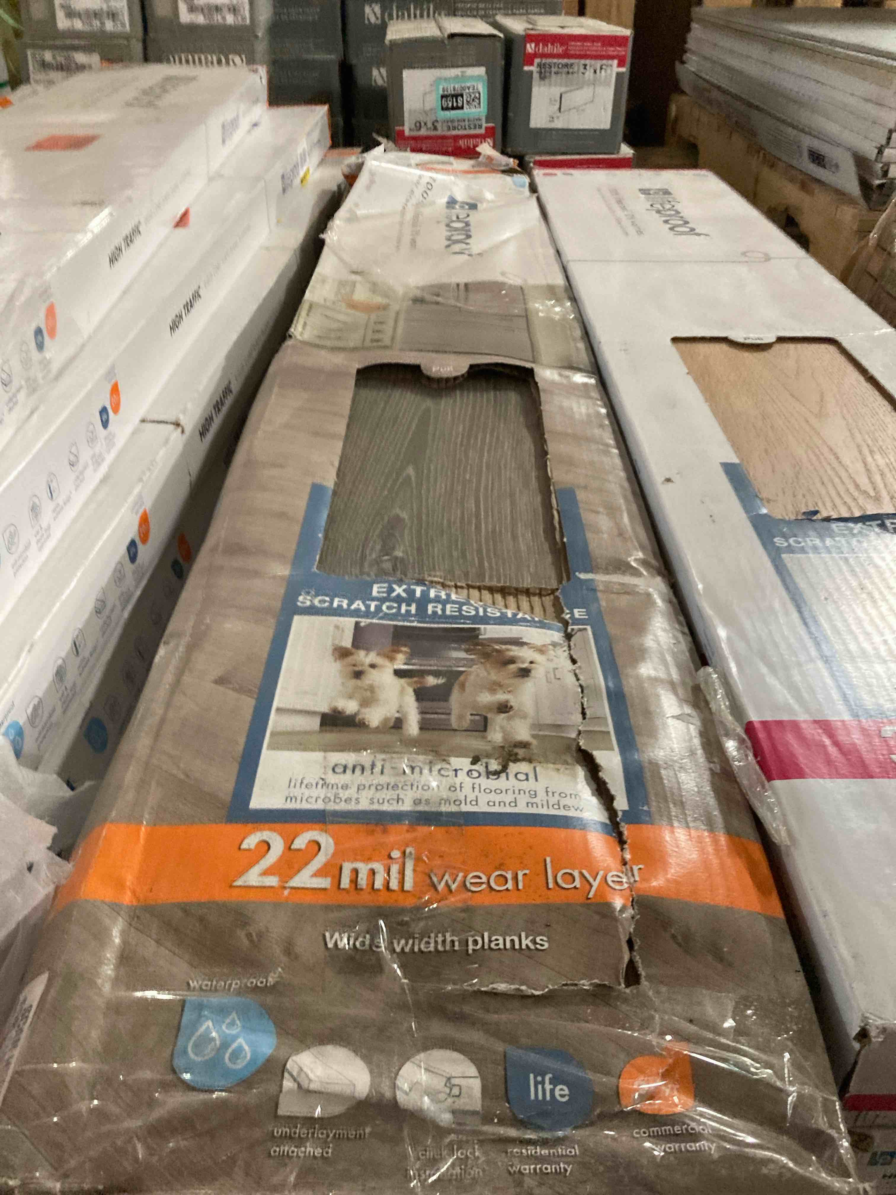https://s3.amazonaws.com/lotting-images-prod/phillipi/TEA0078153_1758135009127.jpeg