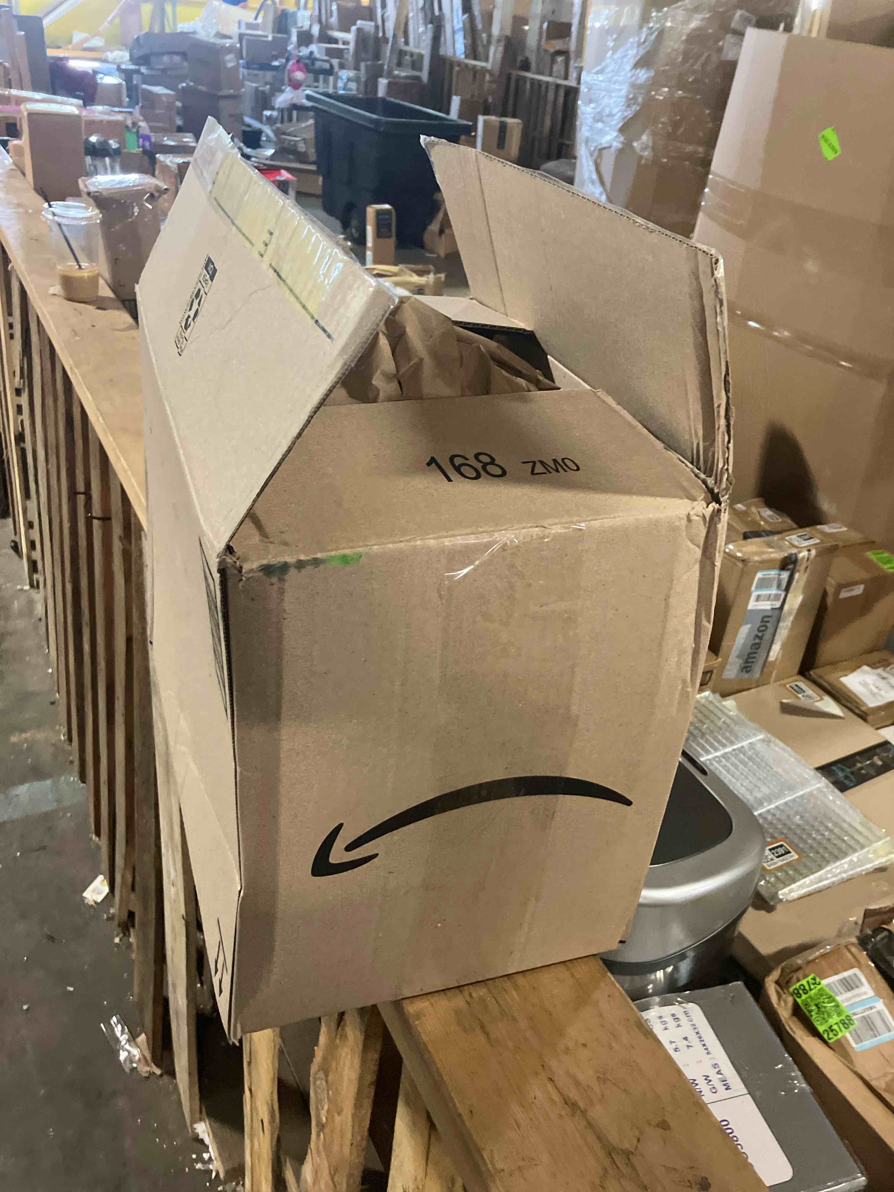 https://s3.amazonaws.com/lotting-images-prod/phillipi/TEA0078194_1757441101342.jpeg