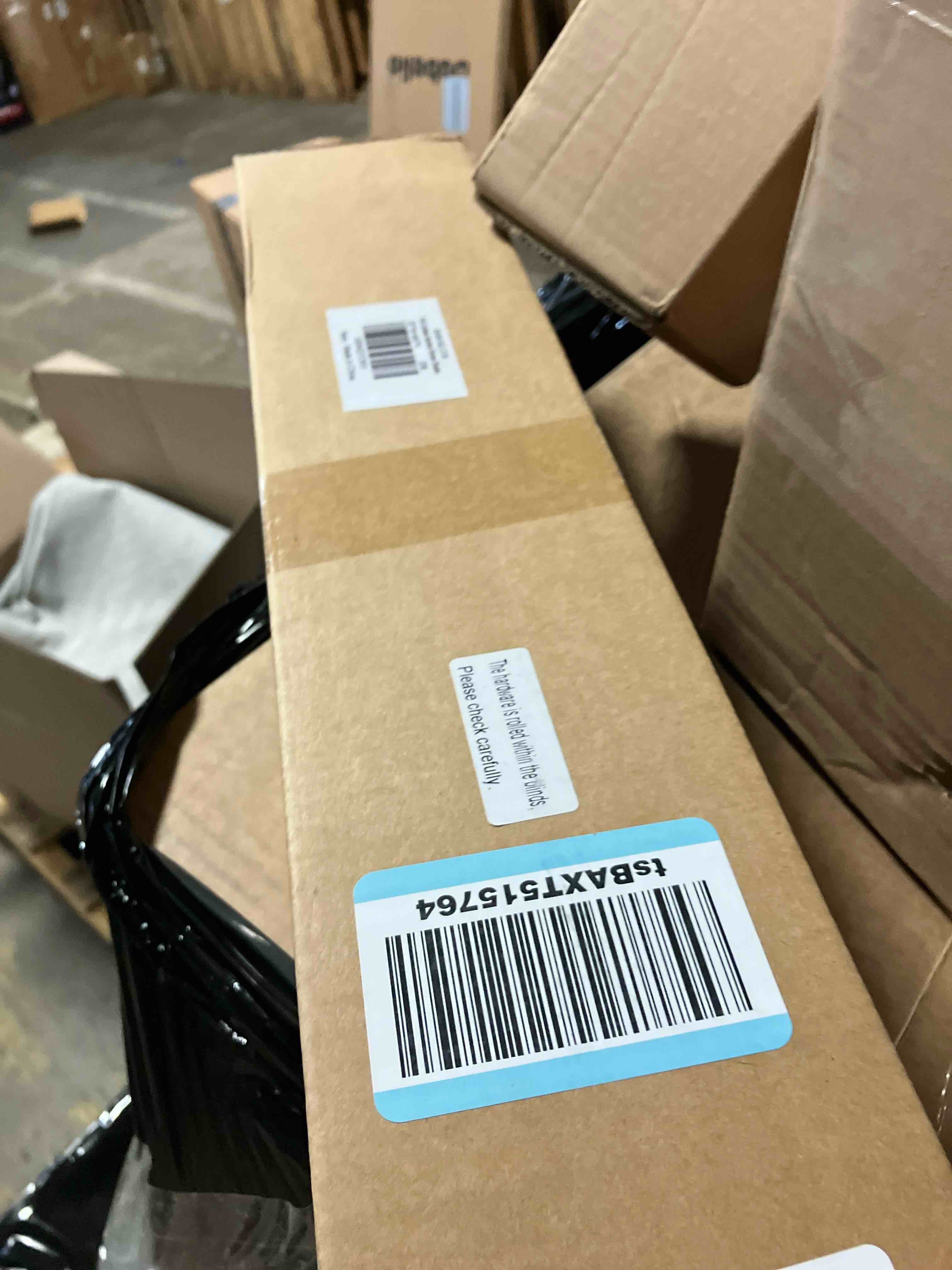 https://s3.amazonaws.com/lotting-images-prod/phillipi/TEA0078239_1757432748198.jpeg