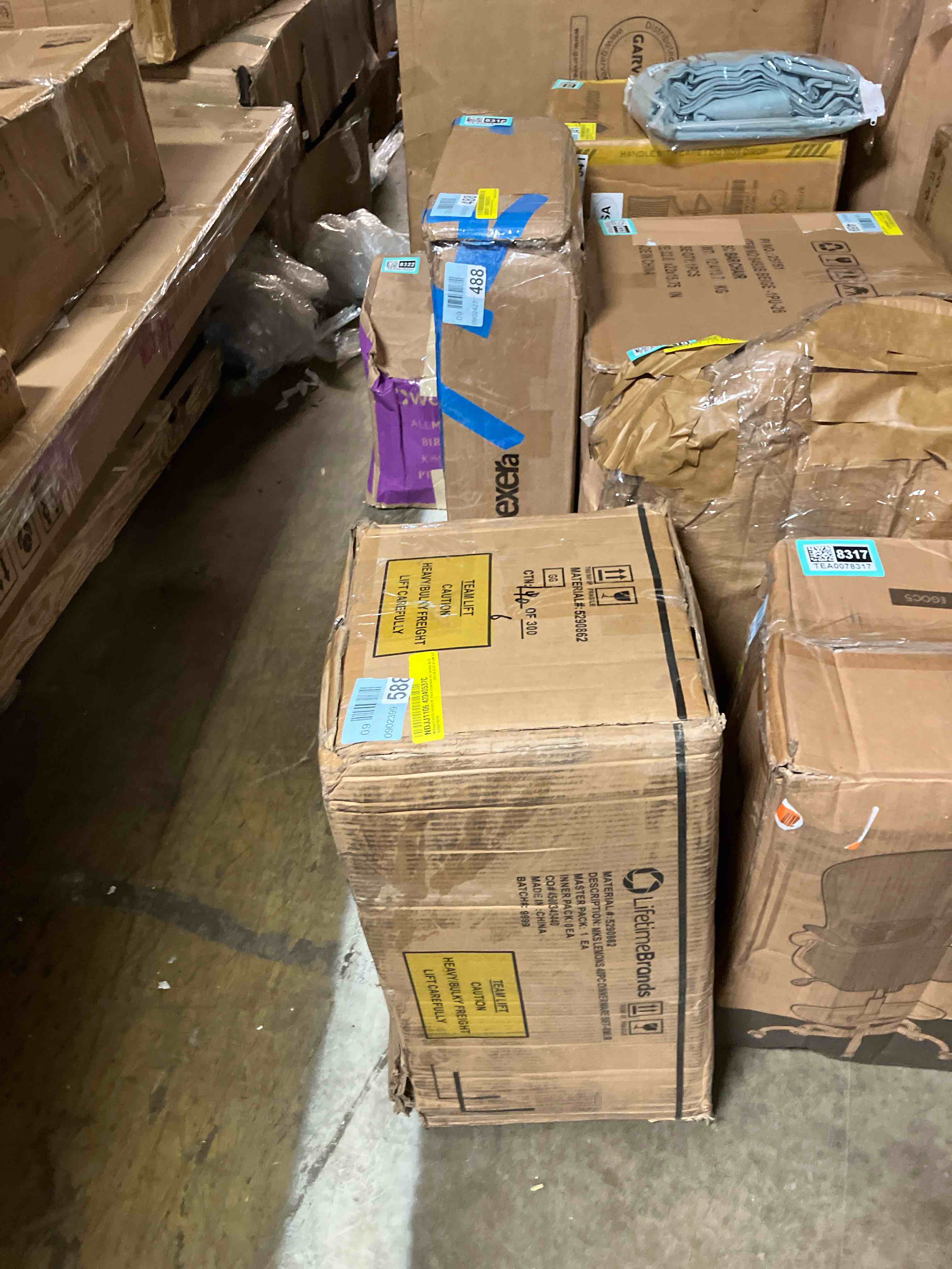 https://s3.amazonaws.com/lotting-images-prod/phillipi/TEA0078313_1757441451401.jpeg