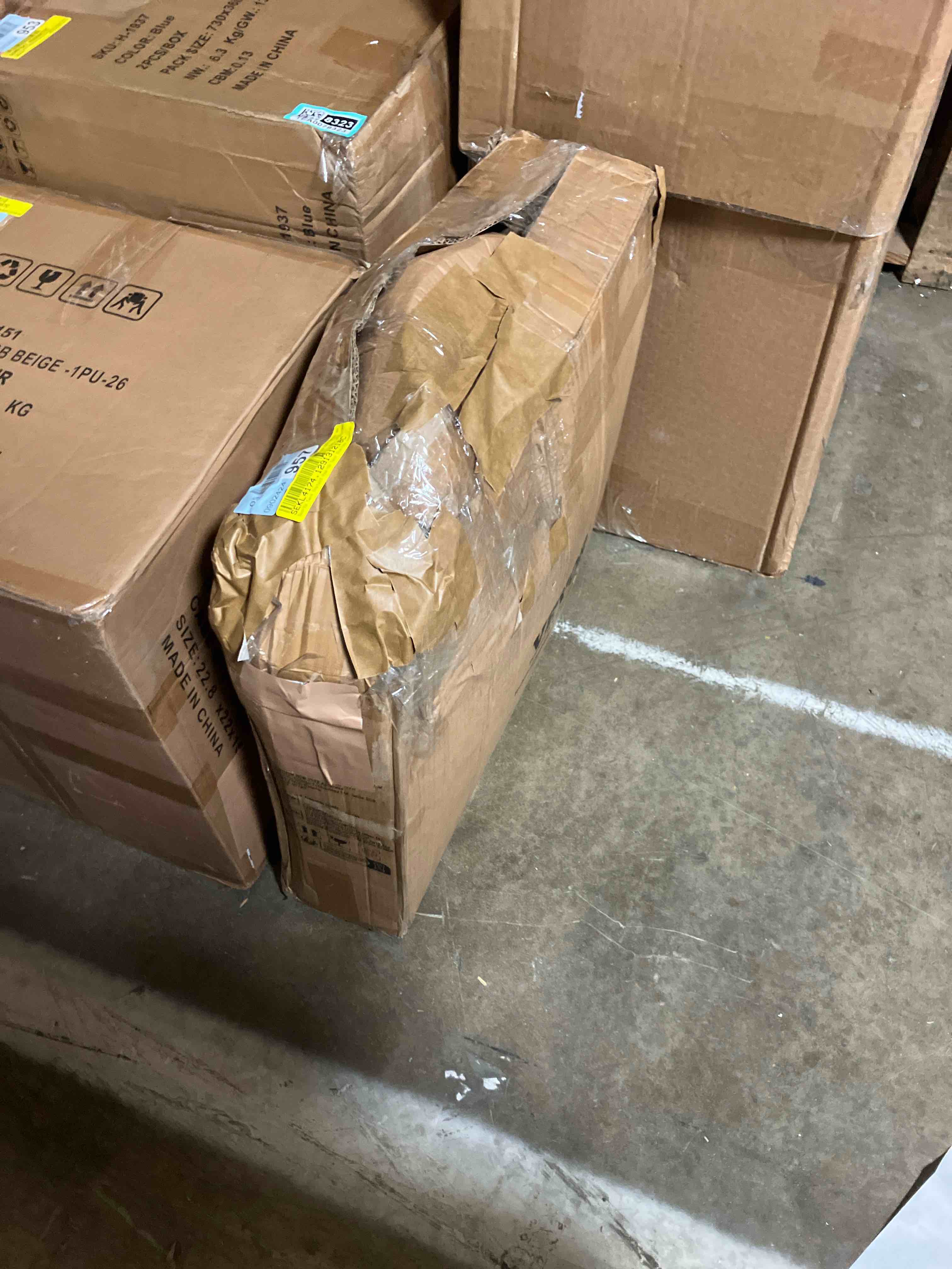 https://s3.amazonaws.com/lotting-images-prod/phillipi/TEA0078319_1757440653569.jpeg