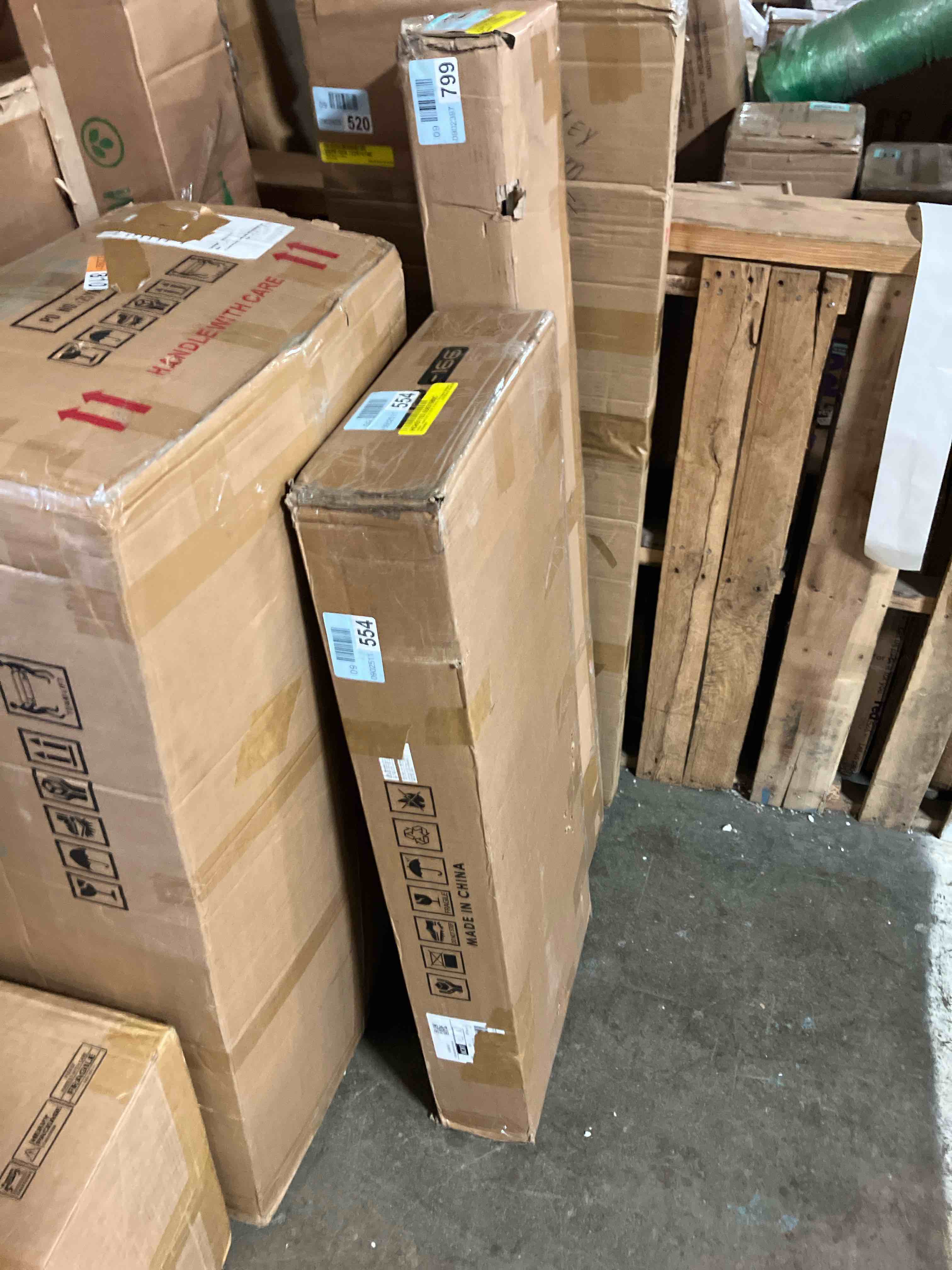 https://s3.amazonaws.com/lotting-images-prod/phillipi/TEA0078333_1757433333267.jpeg