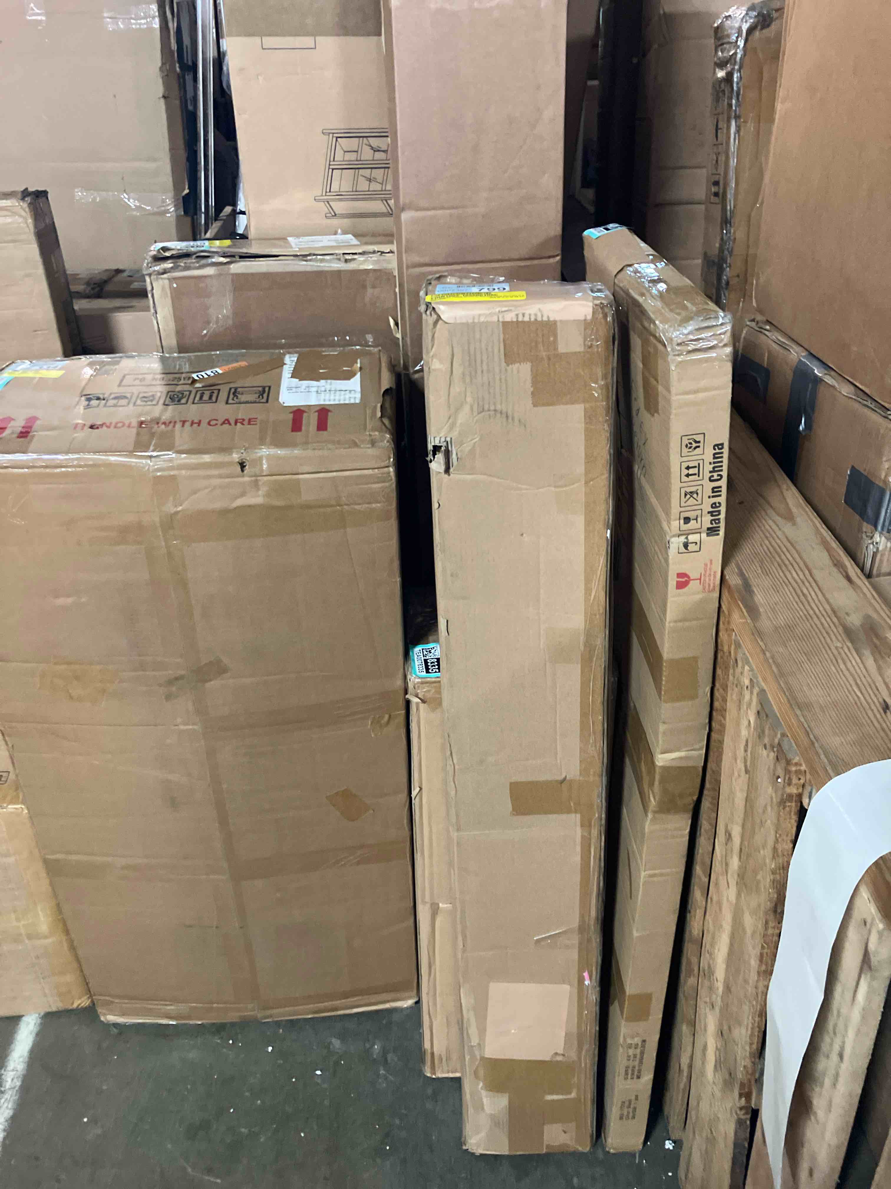 https://s3.amazonaws.com/lotting-images-prod/phillipi/TEA0078334_1757433229022.jpeg