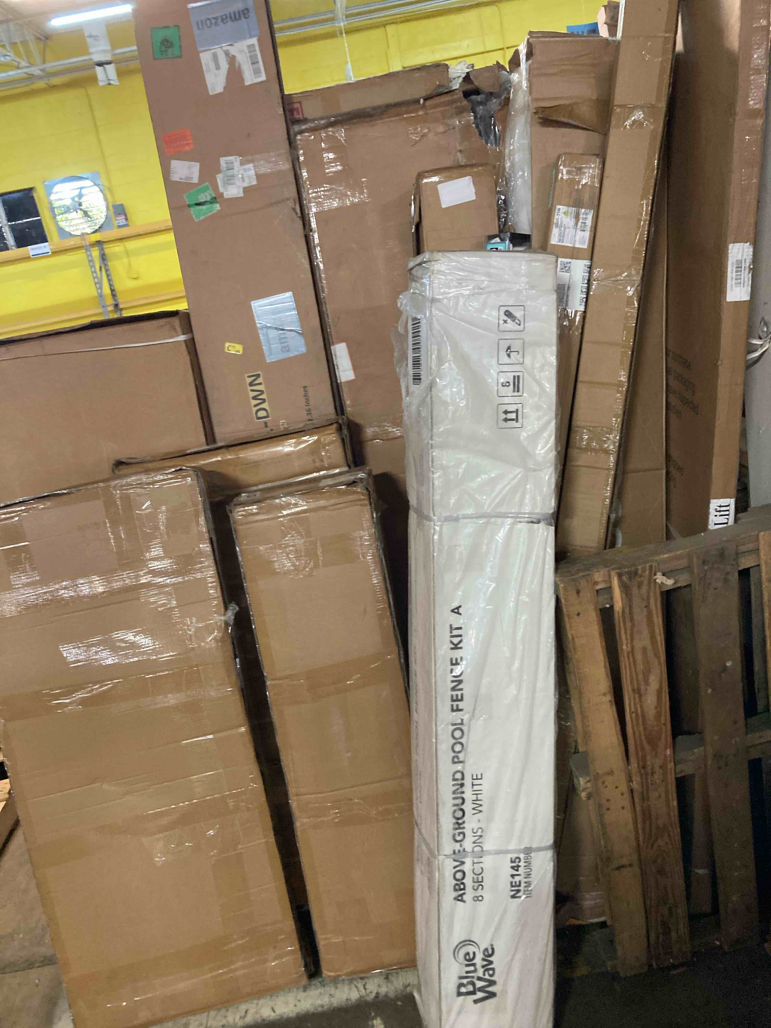 https://s3.amazonaws.com/lotting-images-prod/phillipi/TEA0078356_1757426066001.jpeg