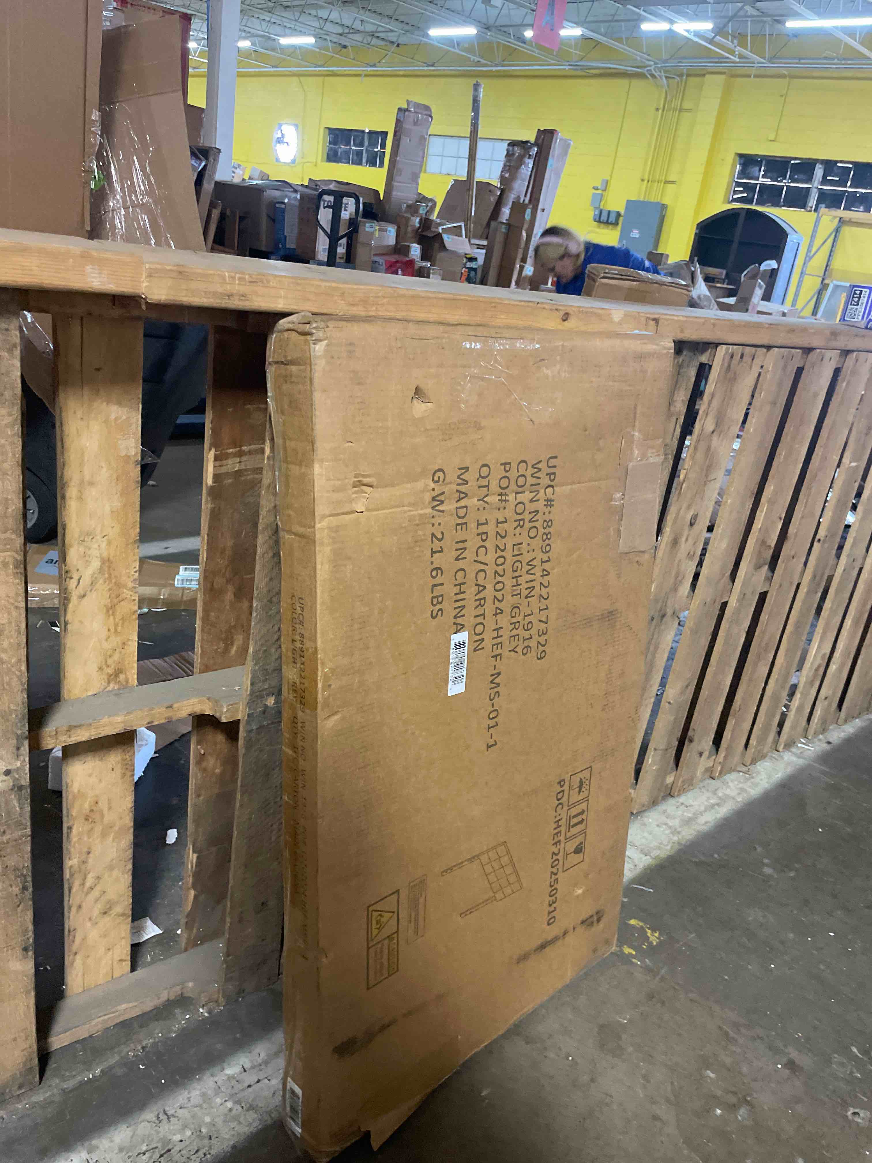 https://s3.amazonaws.com/lotting-images-prod/phillipi/TEA0078362_1757360175068.jpeg