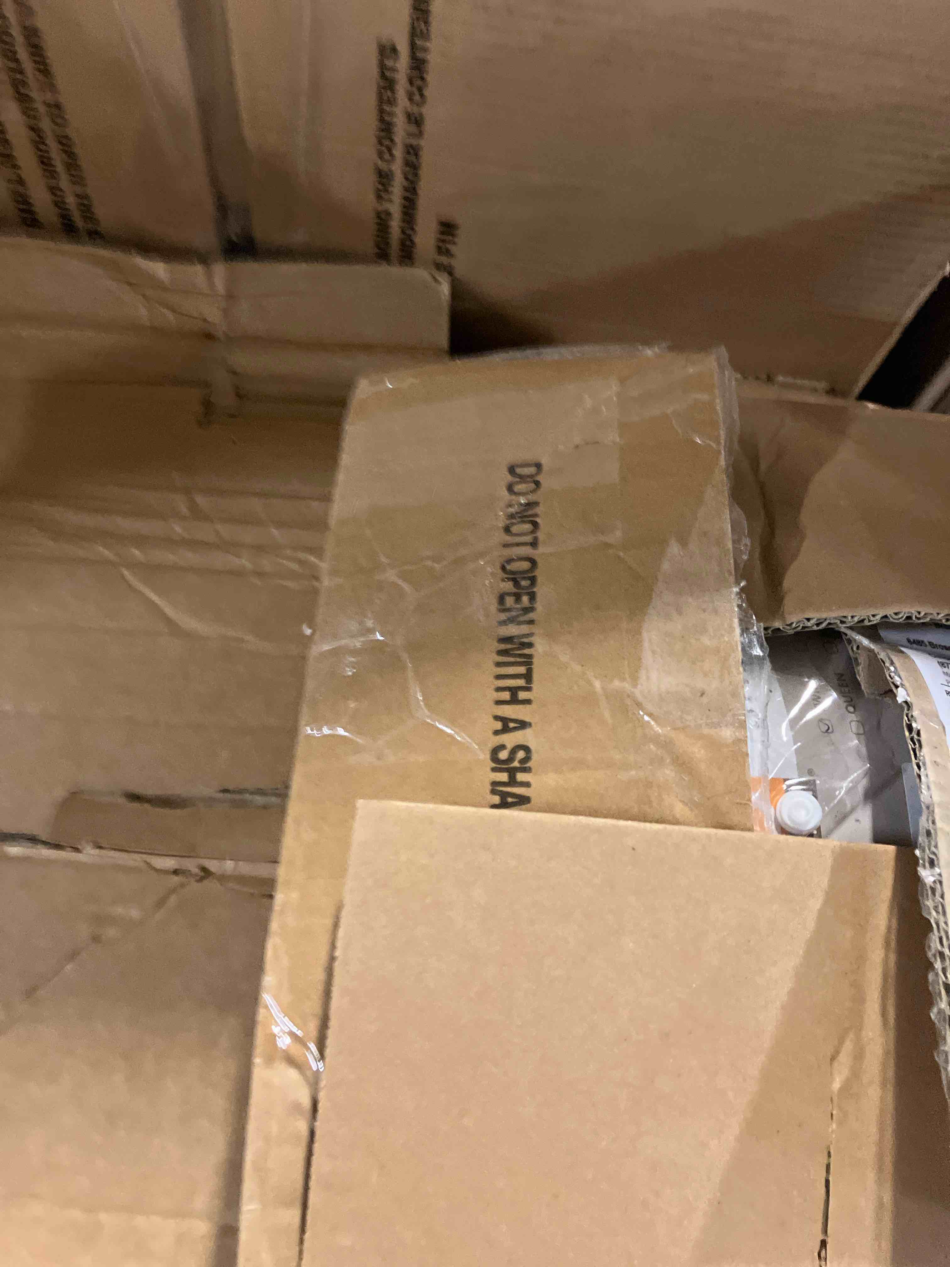 https://s3.amazonaws.com/lotting-images-prod/phillipi/TEA0078615_1757079464383.jpeg