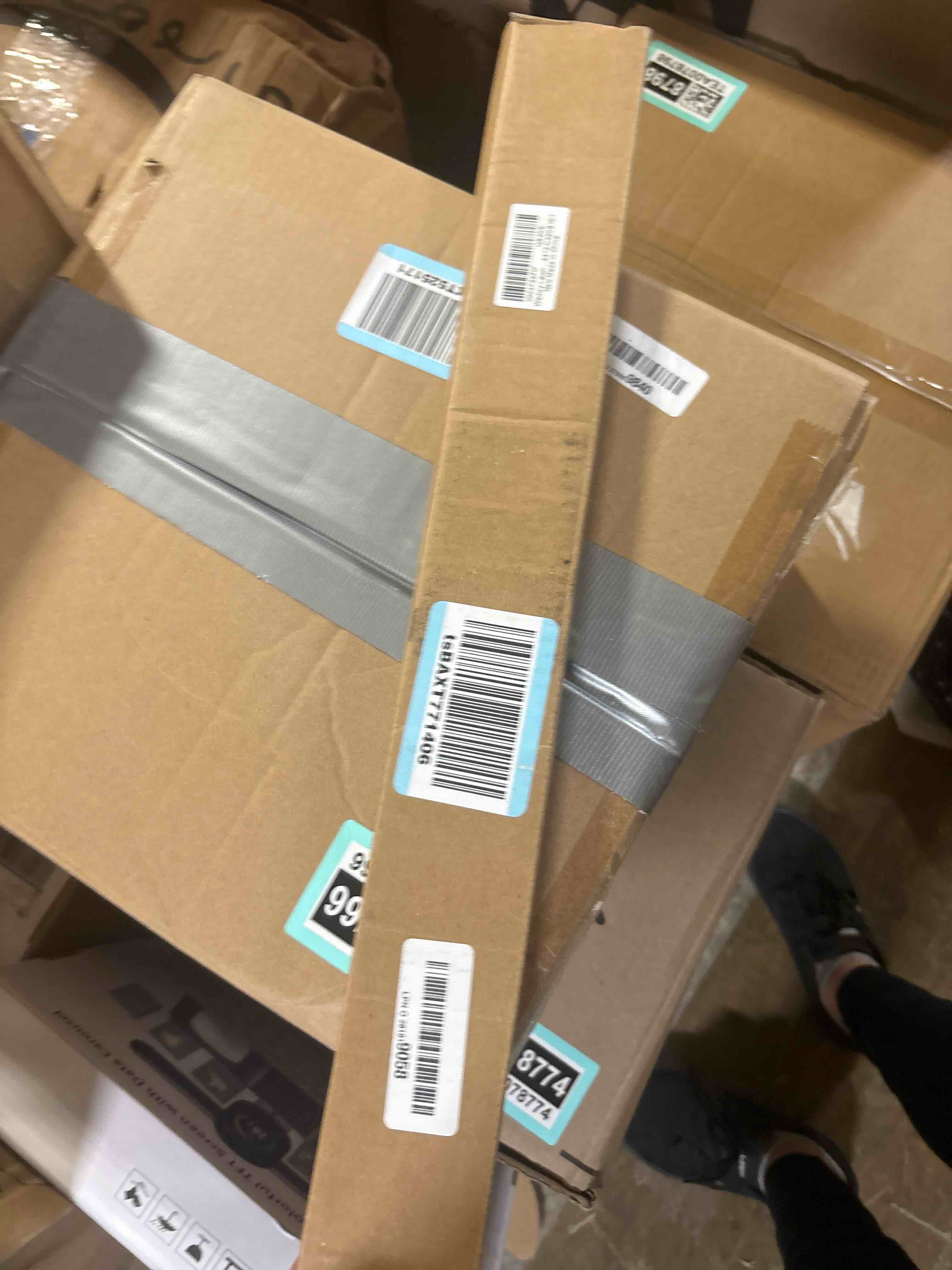 https://s3.amazonaws.com/lotting-images-prod/phillipi/TEA0078763_1756920549856.jpeg