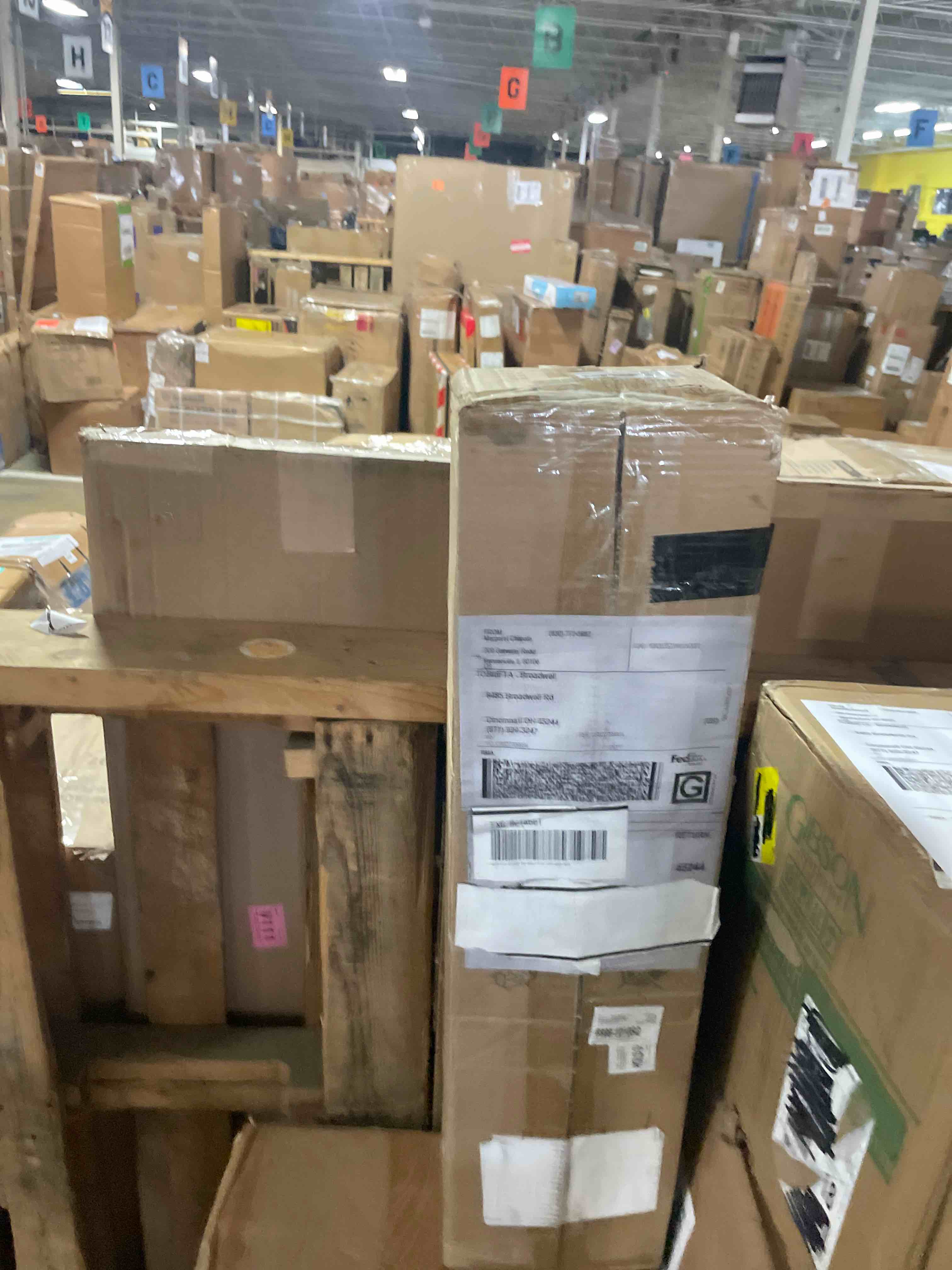 https://s3.amazonaws.com/lotting-images-prod/phillipi/TEA0078831_1756925296283.jpeg