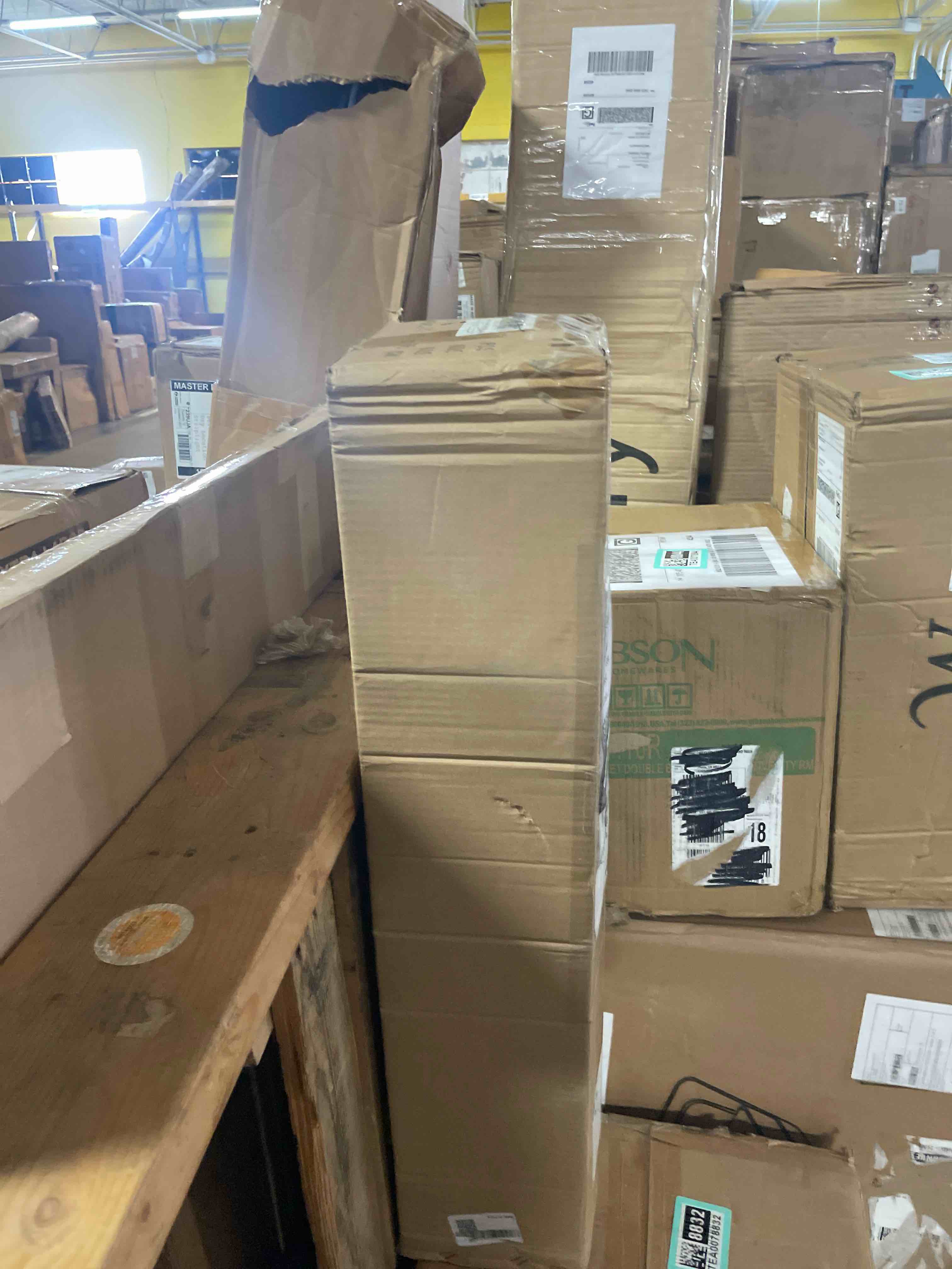 https://s3.amazonaws.com/lotting-images-prod/phillipi/TEA0078831_1756925300064.jpeg
