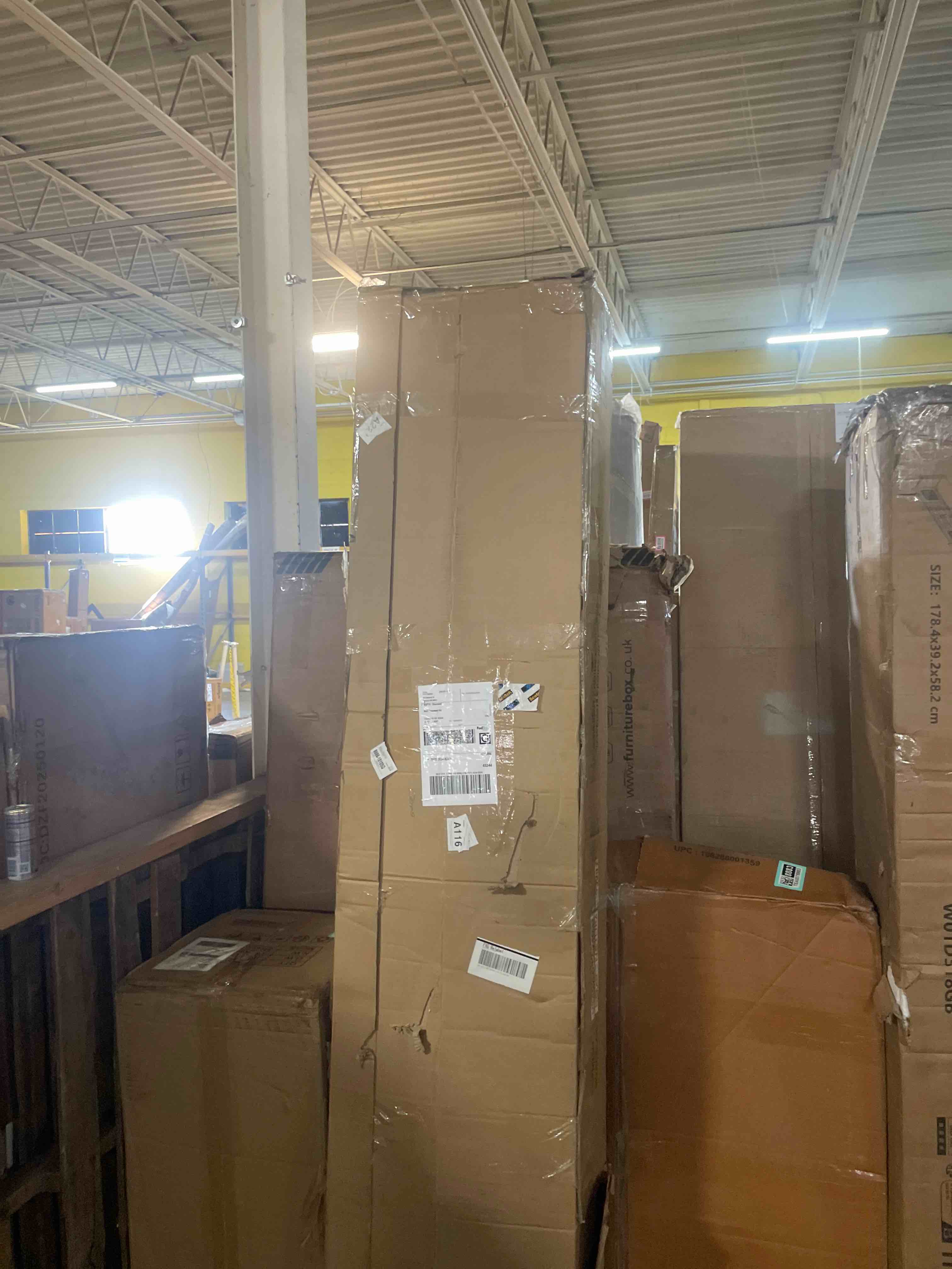 https://s3.amazonaws.com/lotting-images-prod/phillipi/TEA0078880_1756911947301.jpeg