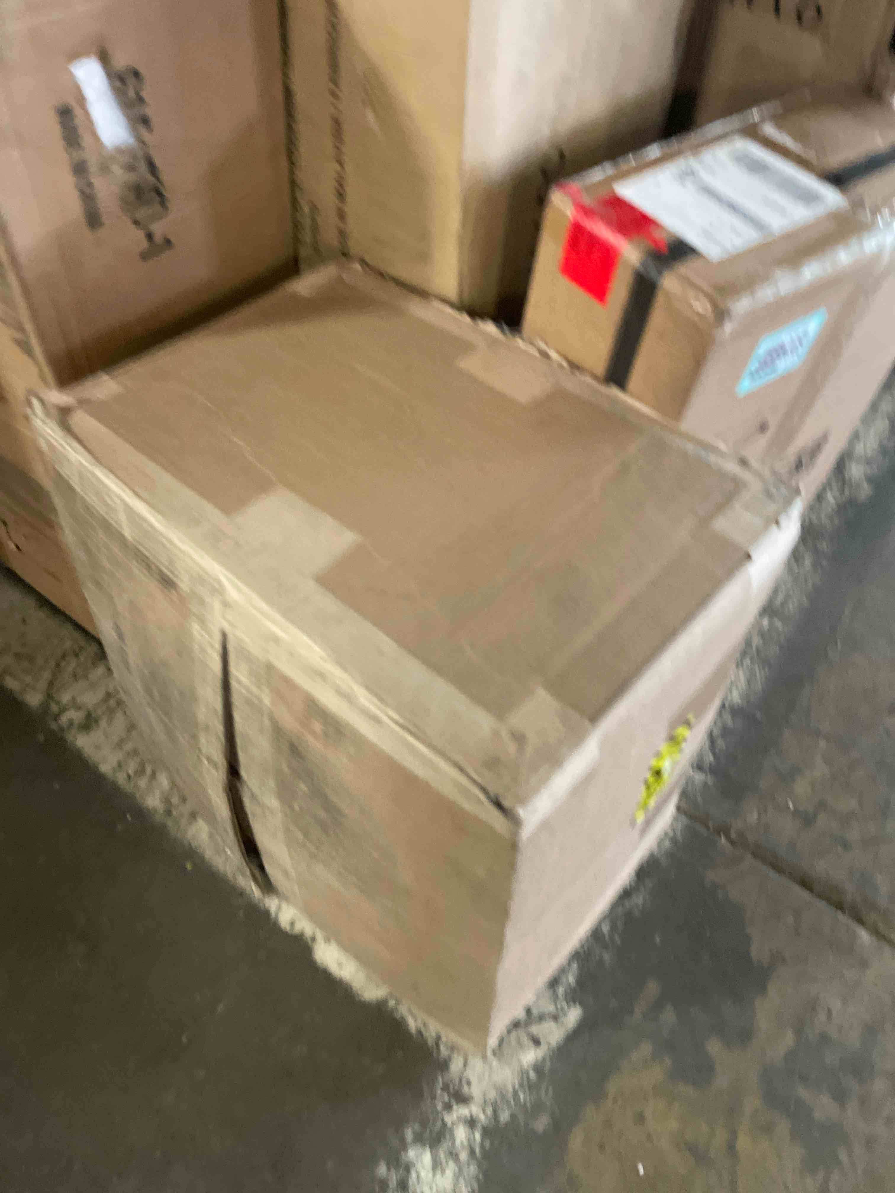 https://s3.amazonaws.com/lotting-images-prod/phillipi/TEA0078887_1756910328855.jpeg