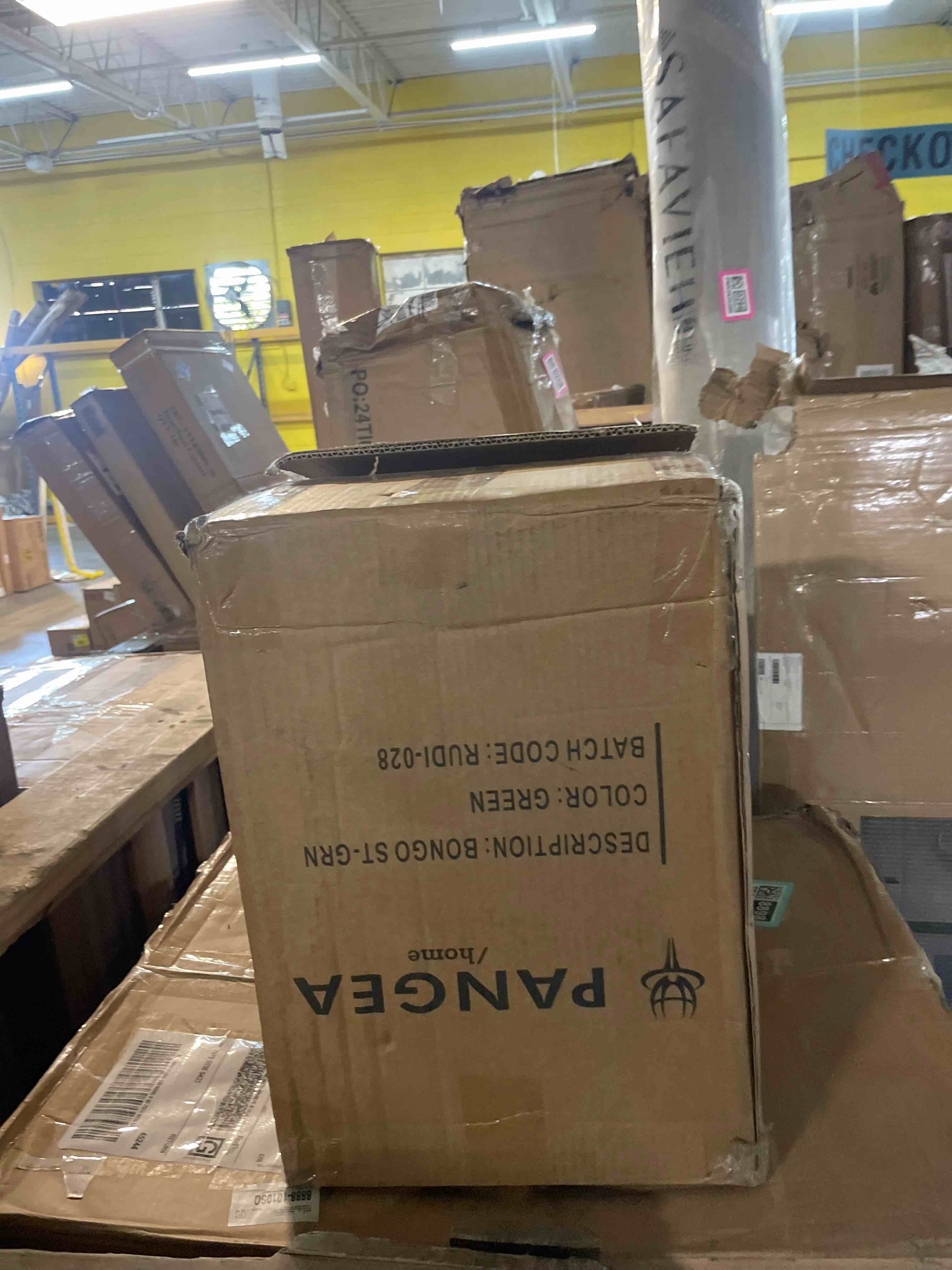 https://s3.amazonaws.com/lotting-images-prod/phillipi/TEA0078896_1756906652719.jpeg