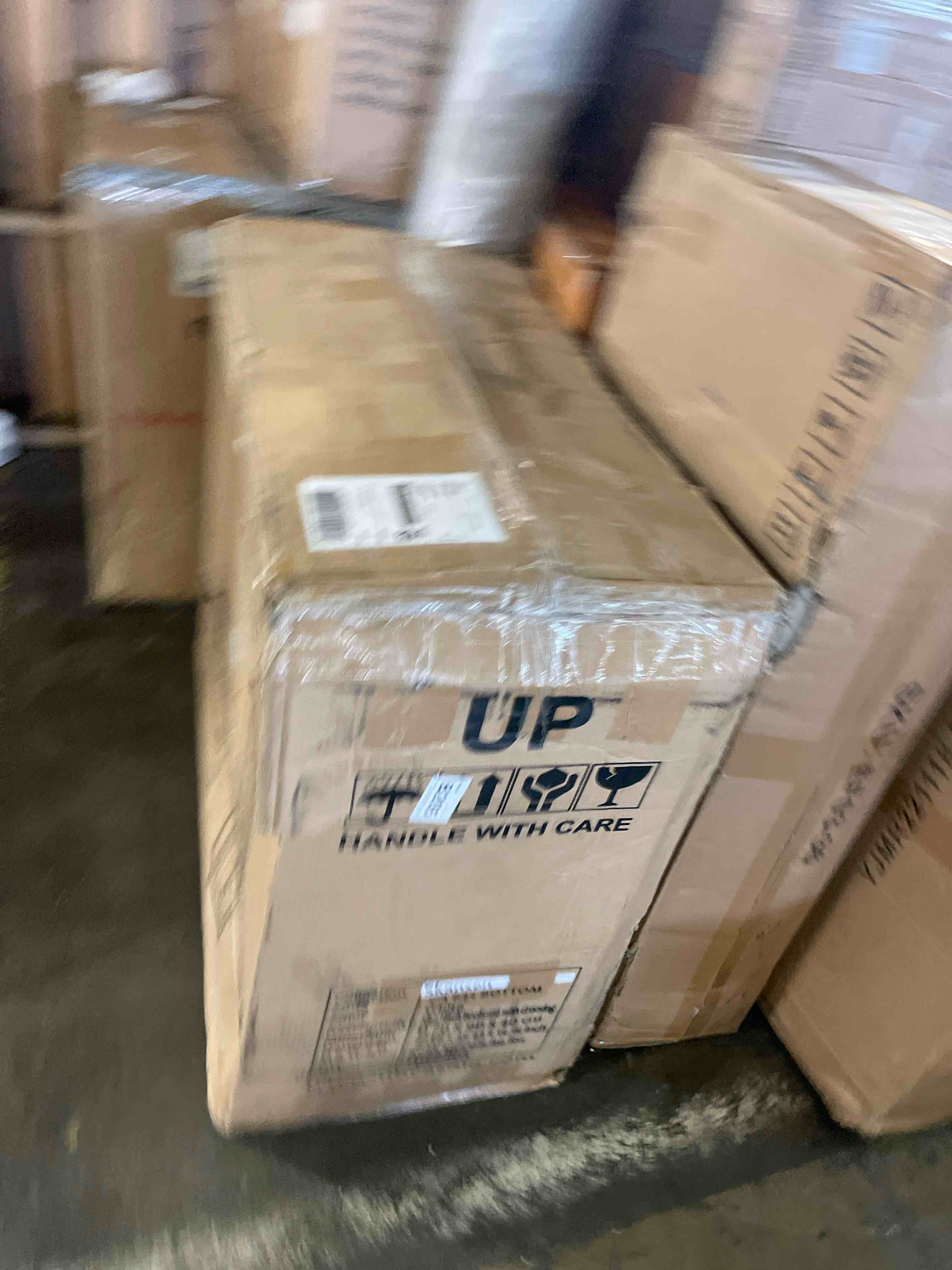 https://s3.amazonaws.com/lotting-images-prod/phillipi/TEA0078900_1756904362848.jpeg