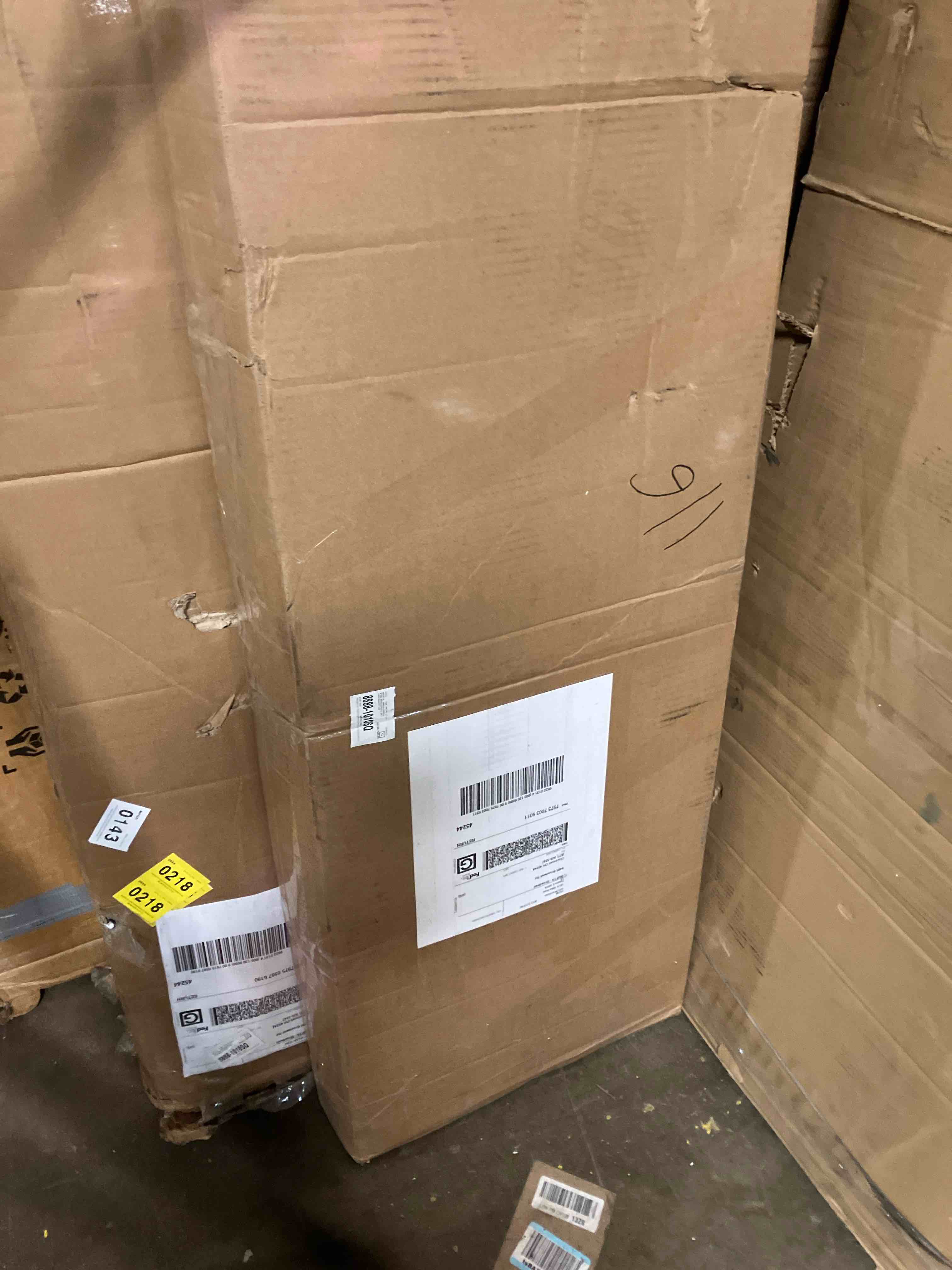 https://s3.amazonaws.com/lotting-images-prod/phillipi/TEA0078912_1756908874710.jpeg