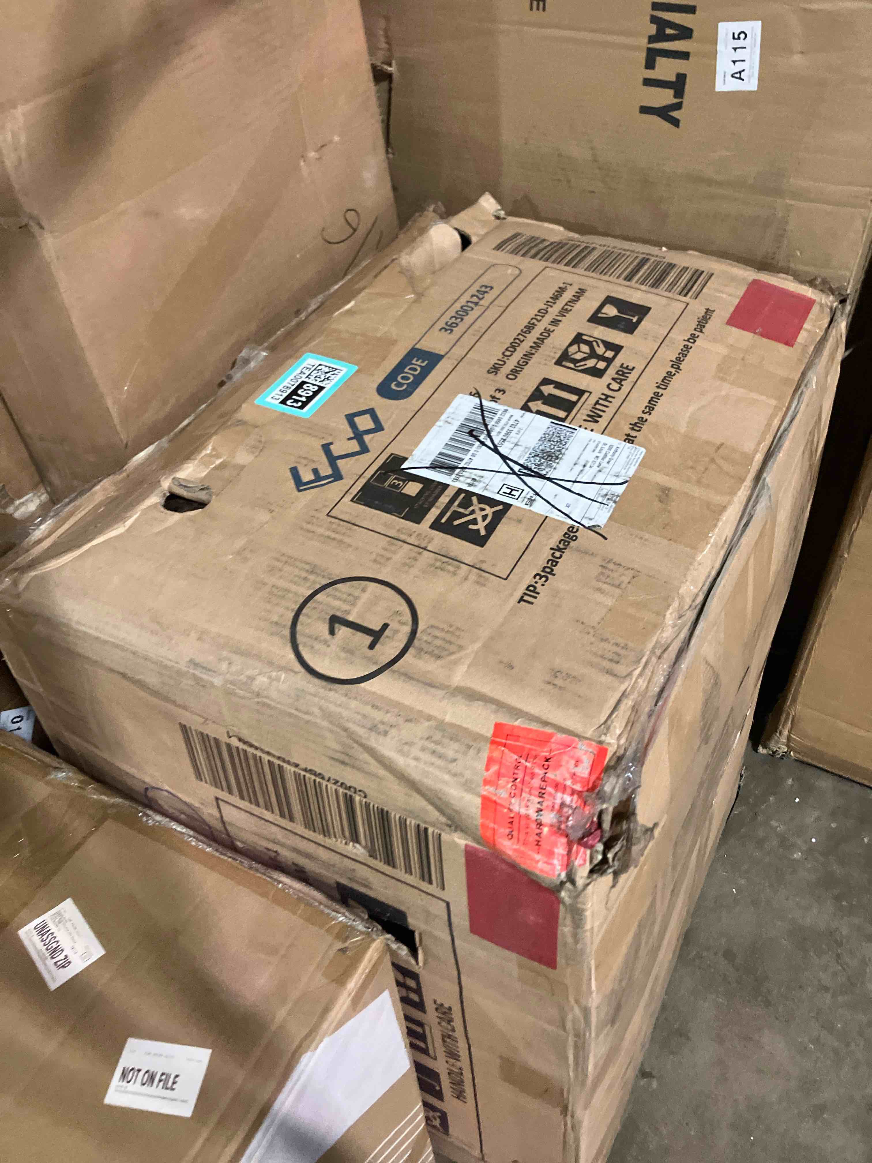 https://s3.amazonaws.com/lotting-images-prod/phillipi/TEA0078913_1756910359165.jpeg