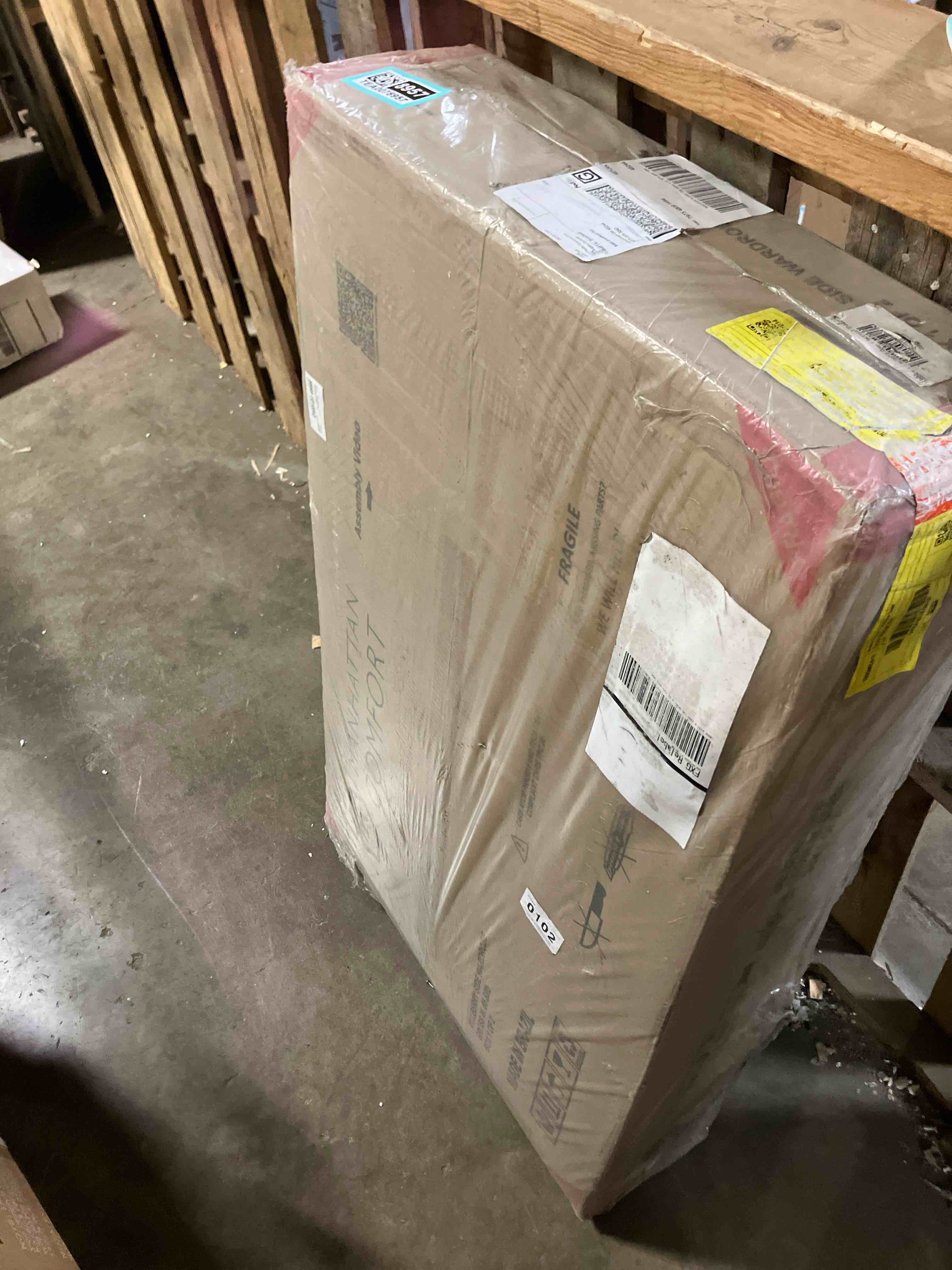 https://s3.amazonaws.com/lotting-images-prod/phillipi/TEA0078957_1756992385389.jpeg