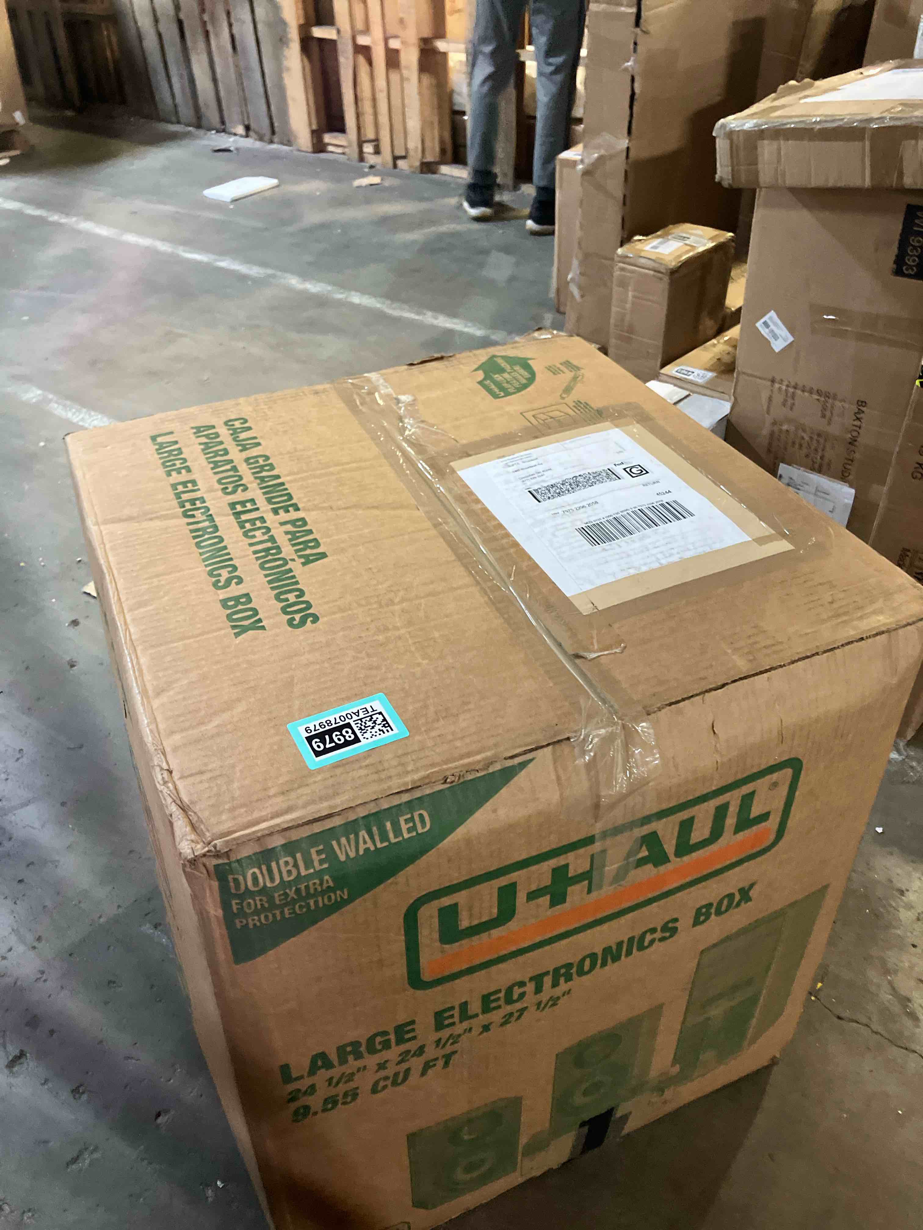 https://s3.amazonaws.com/lotting-images-prod/phillipi/TEA0078979_1757003935898.jpeg