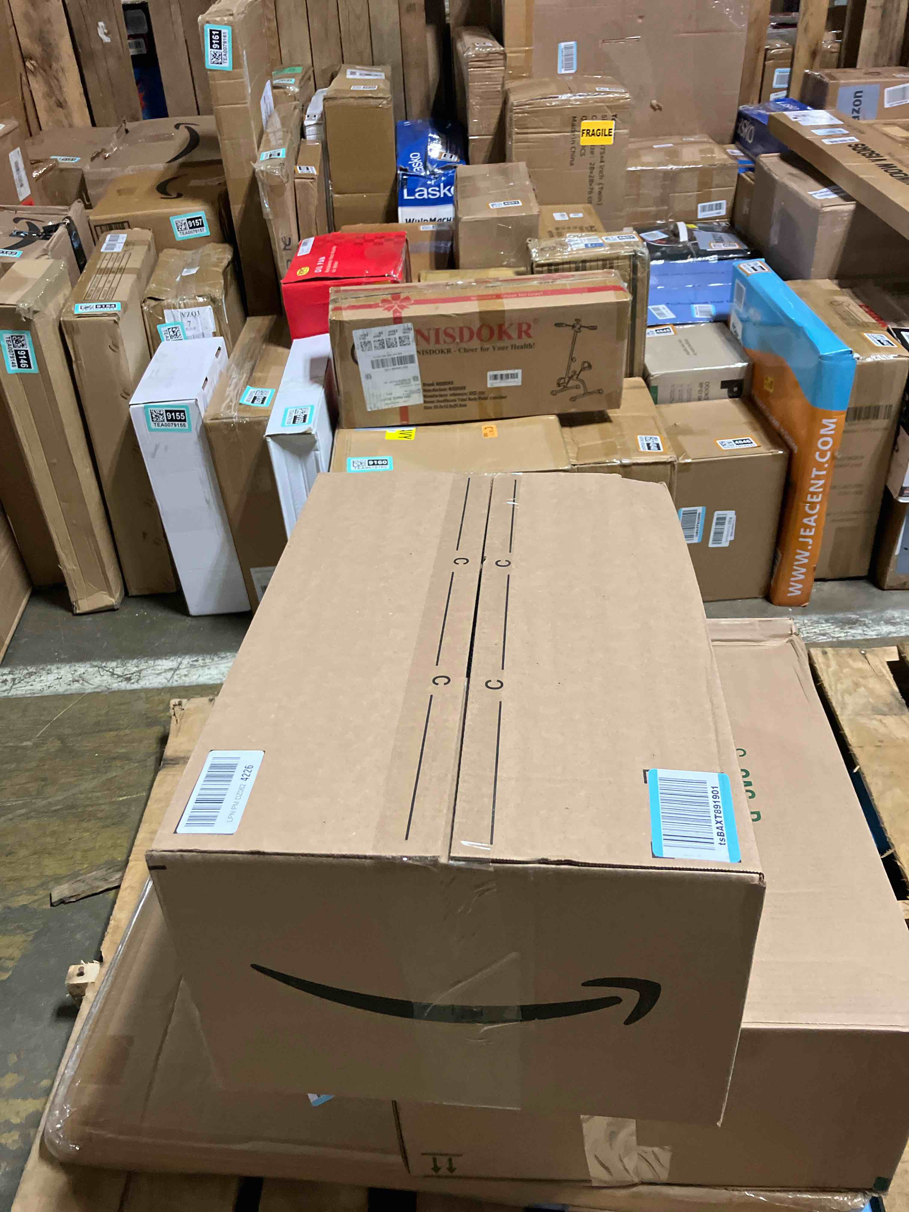 https://s3.amazonaws.com/lotting-images-prod/phillipi/TEA0079124_1756239435079.jpeg